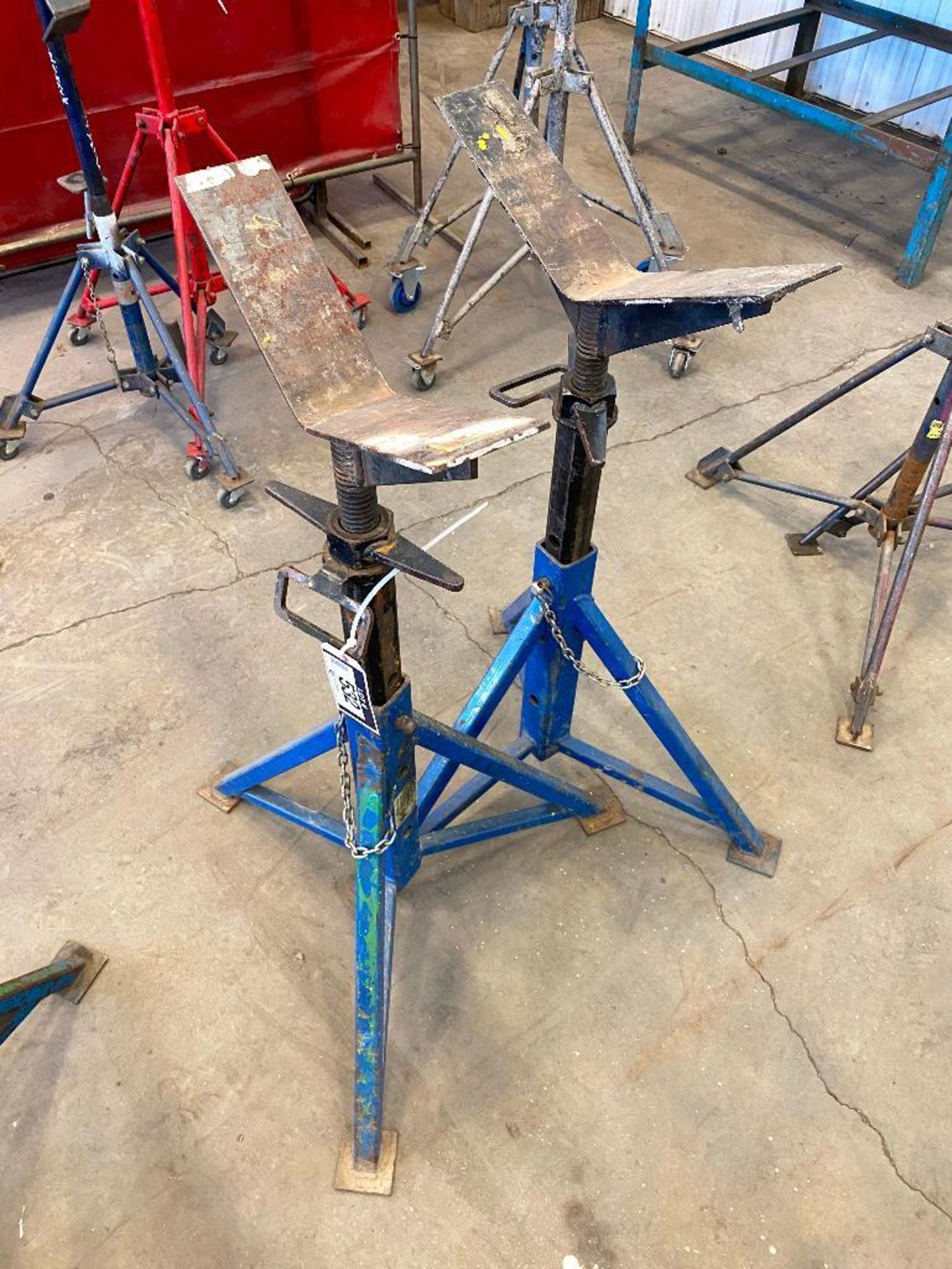 Lot of (2) V-Head Pipe Stands - Image 2 of 2