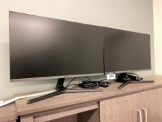 Lot of (2) Samsung Computer Monitors