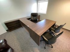 U-Shape Desk w. (3) Chairs and bookshelf