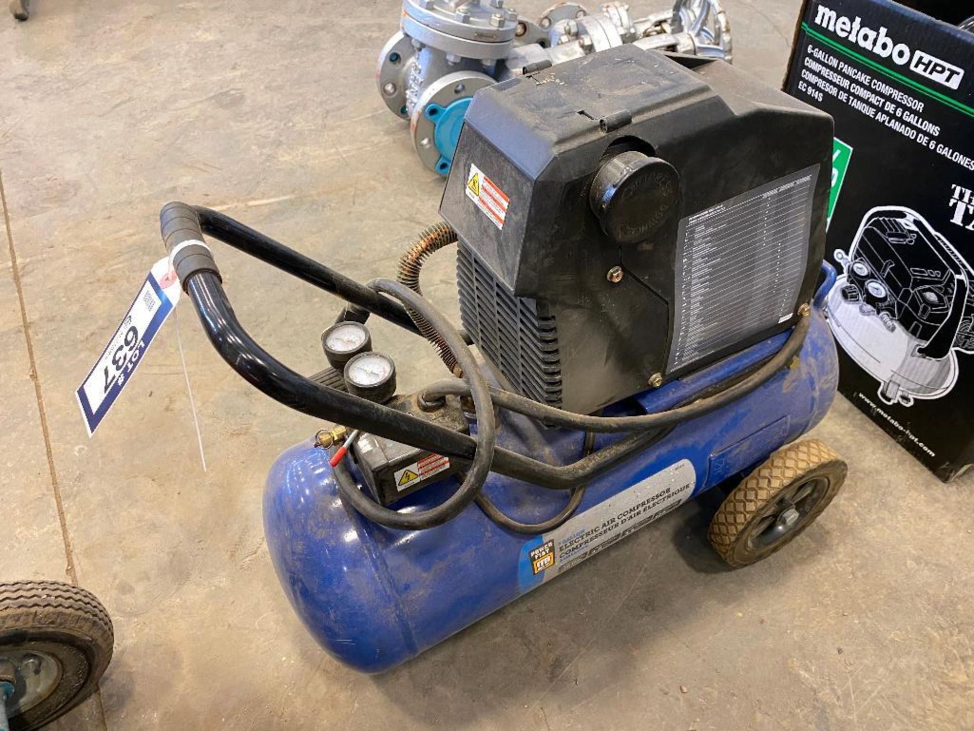 Power Fist 7 Gallon Air Compressor