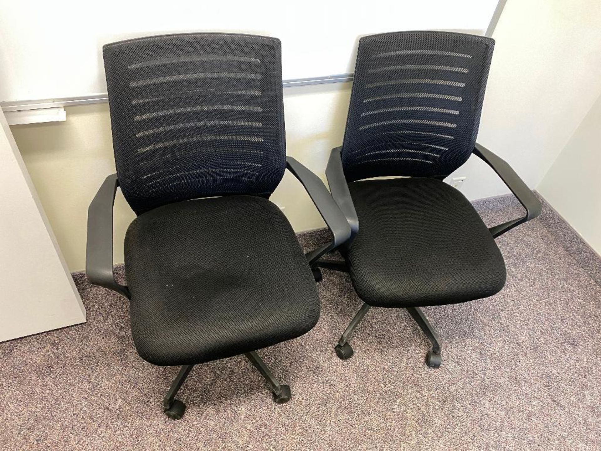 U-Shape Desk w. (2) Lateral Filing cabinets and (3) Chairs - Image 3 of 3