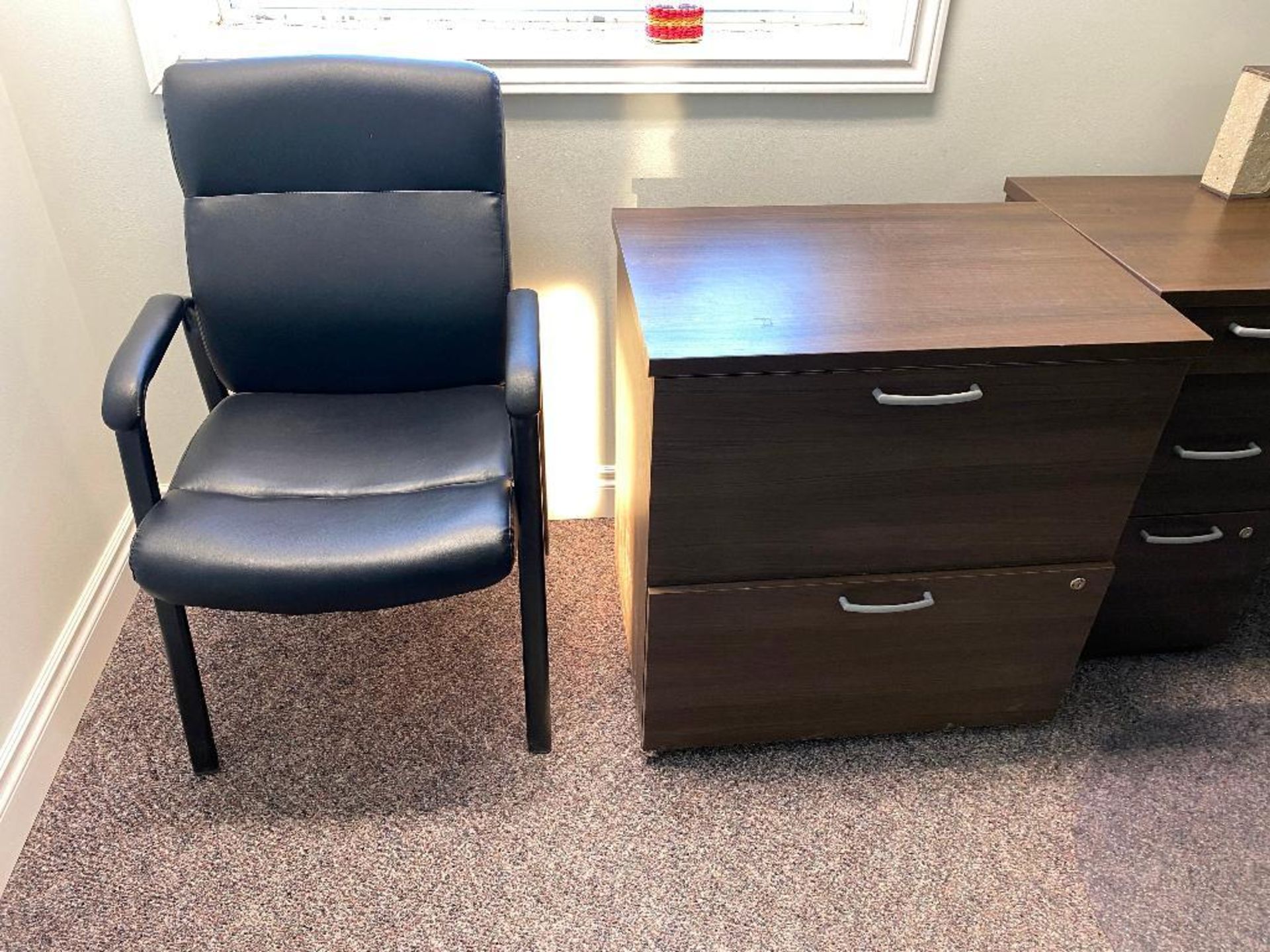 U-Shape Desk w. 2-Drawer Lateral, Bookshelf and (4) Chairs - Image 3 of 4