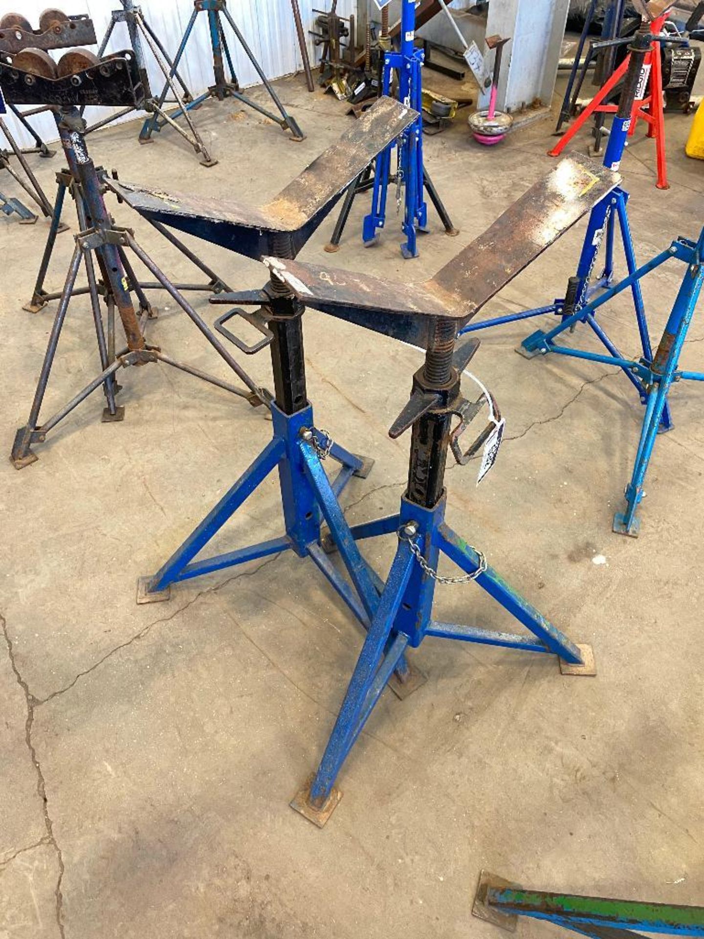 Lot of (2) V-Head Pipe Stands