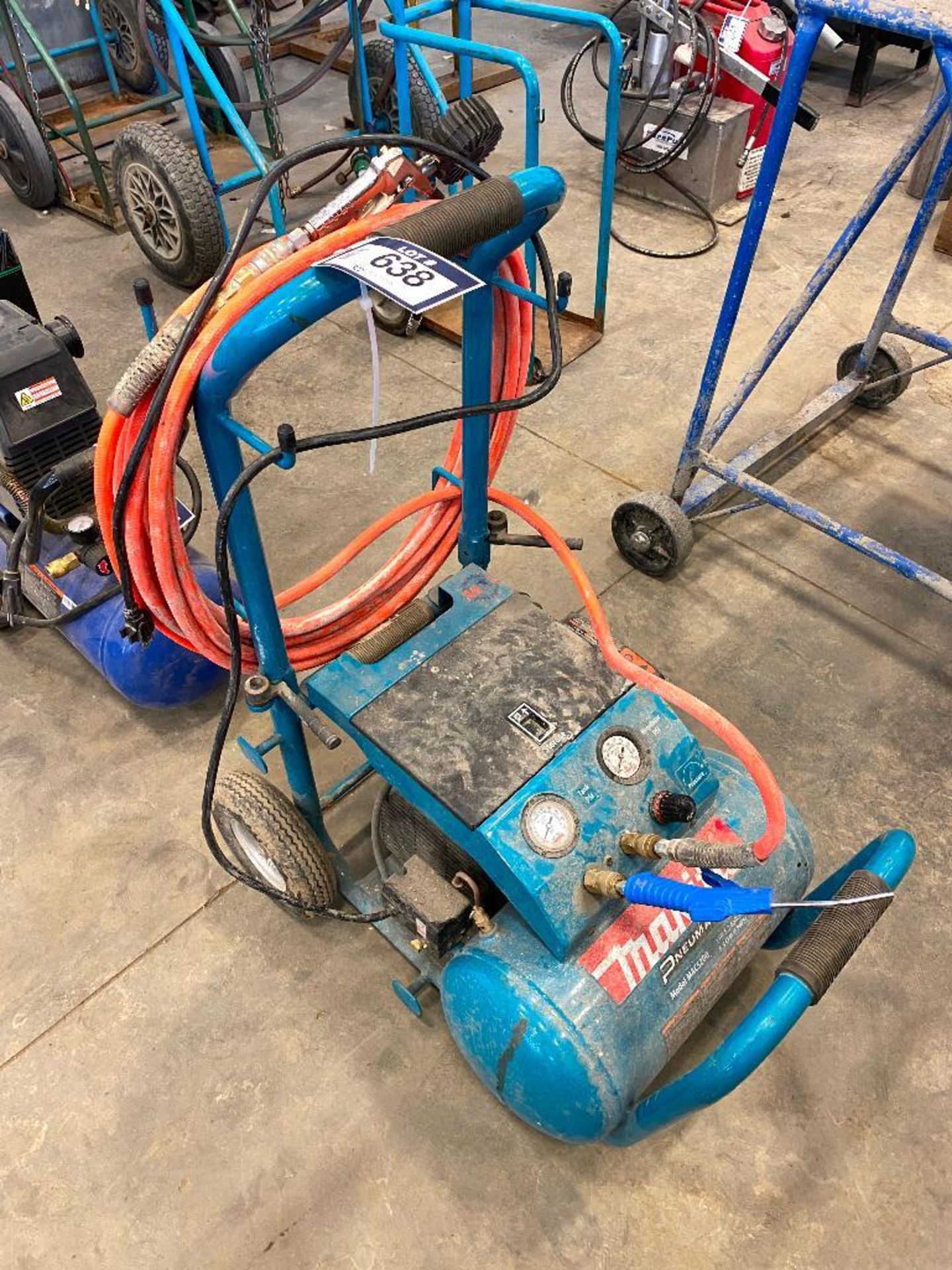 Makita 3 HP, 5.2 Gallon Air Compressor