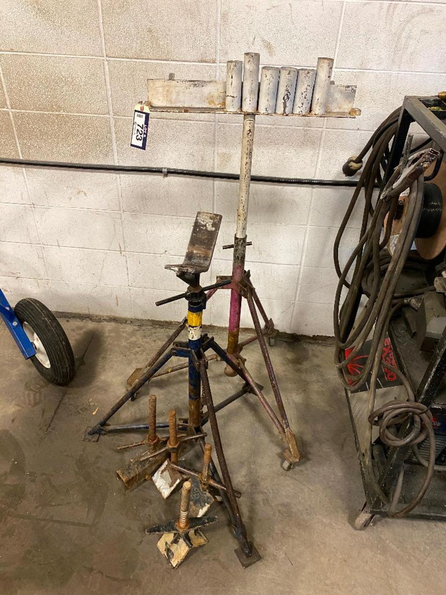 Lot of (2) Collapsible V-Head Pipe Stands w. Asst. Heads - Image 2 of 2