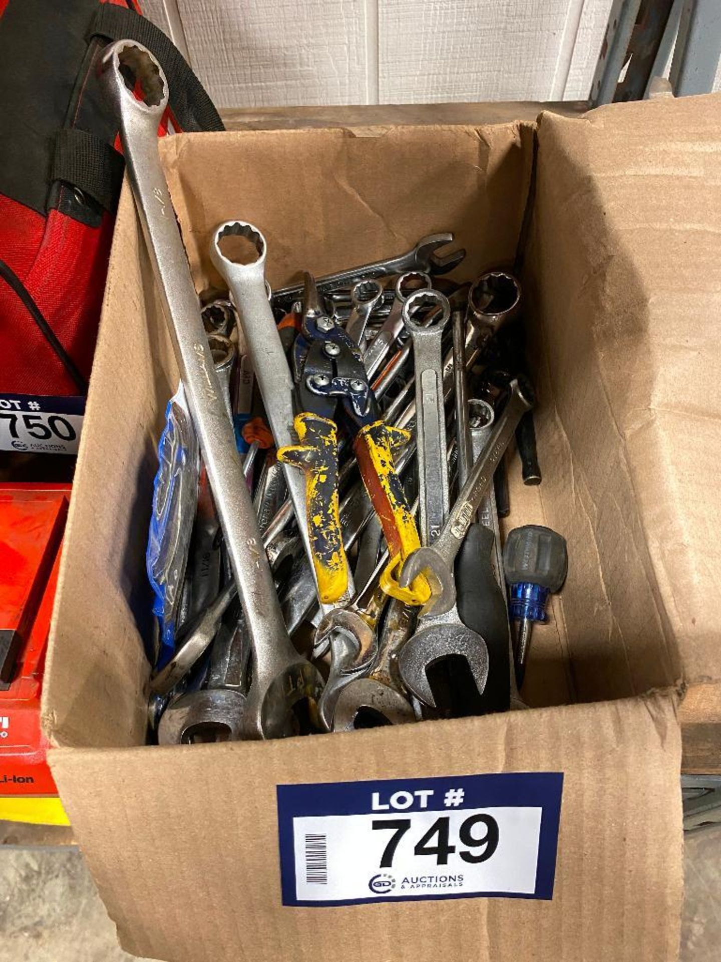 Lot of asst. combination wrenches