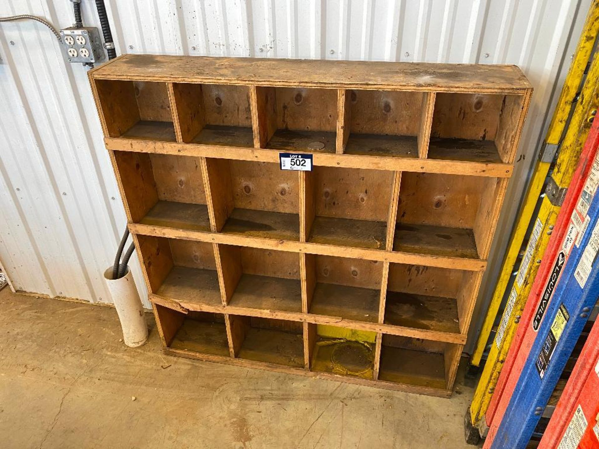 Wooden Storage Shelf - Image 3 of 3