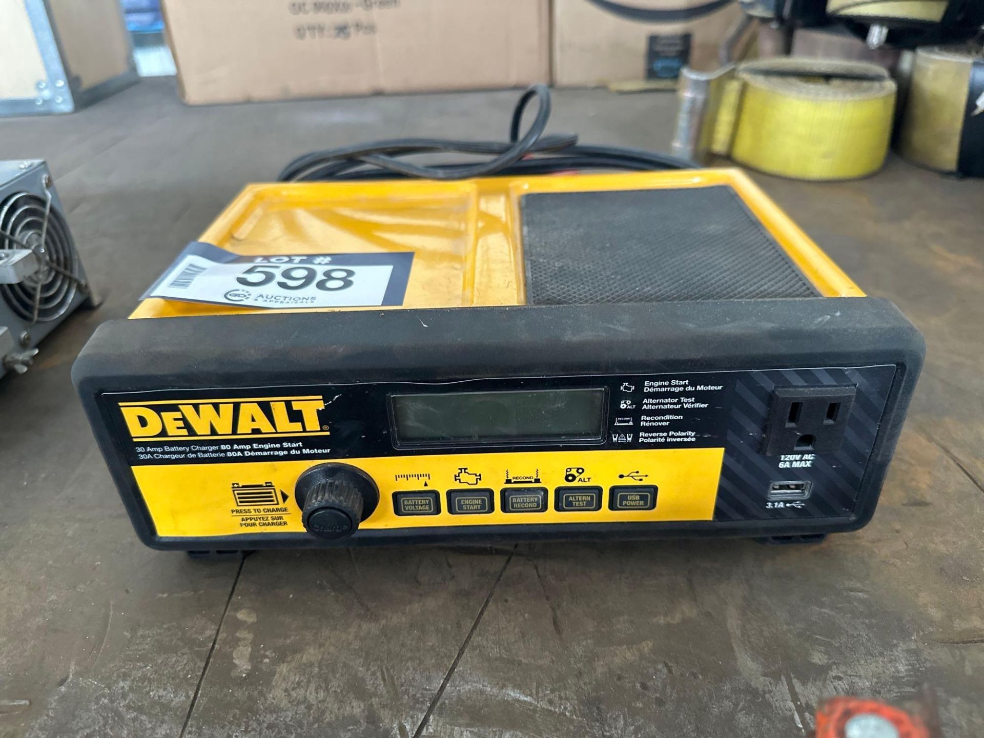 DeWalt 30A Battery Charger/ 80A Battery Starter - Image 2 of 3