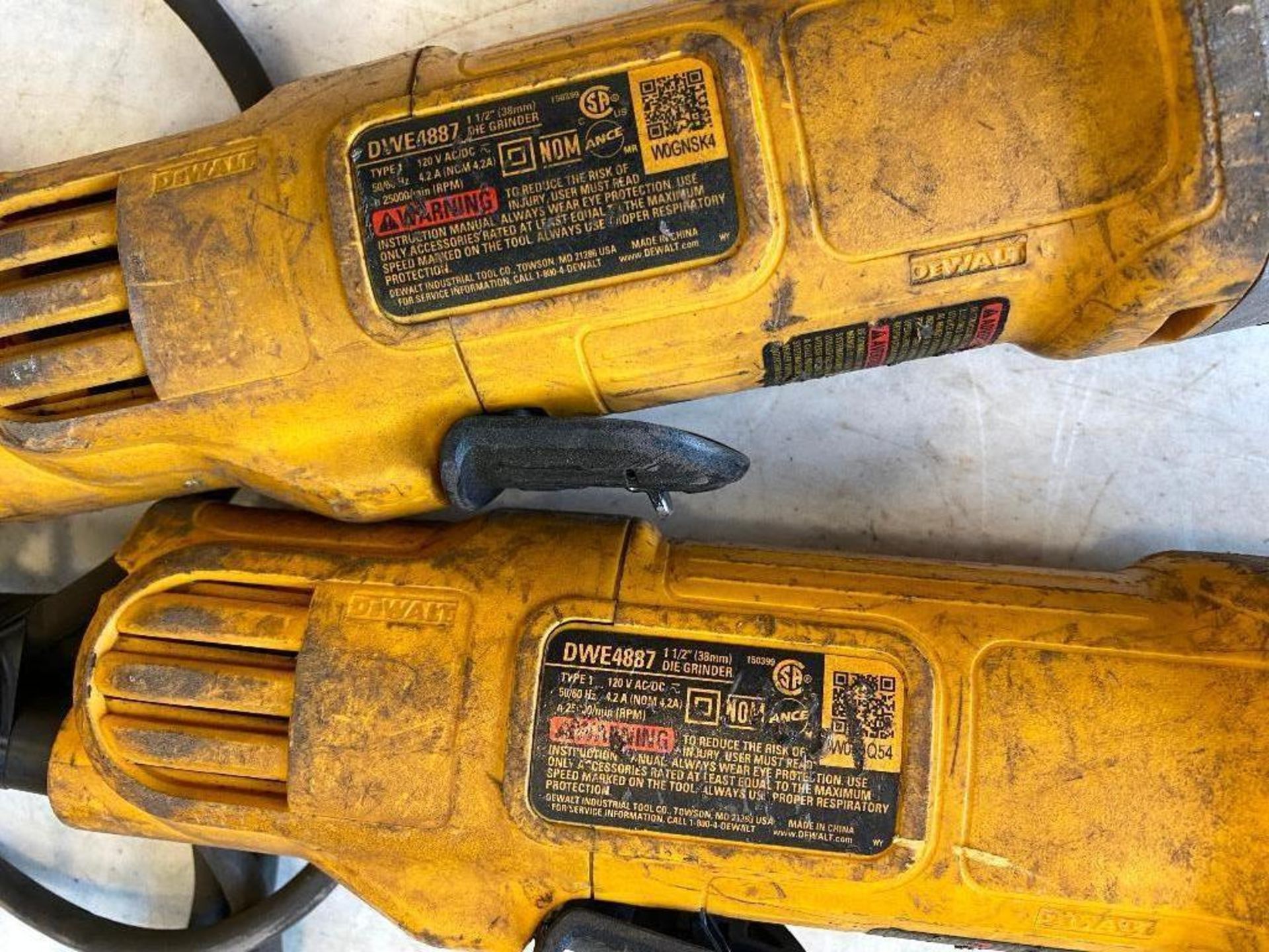 Lot of (2) Dewalt Die Grinders - Image 4 of 4