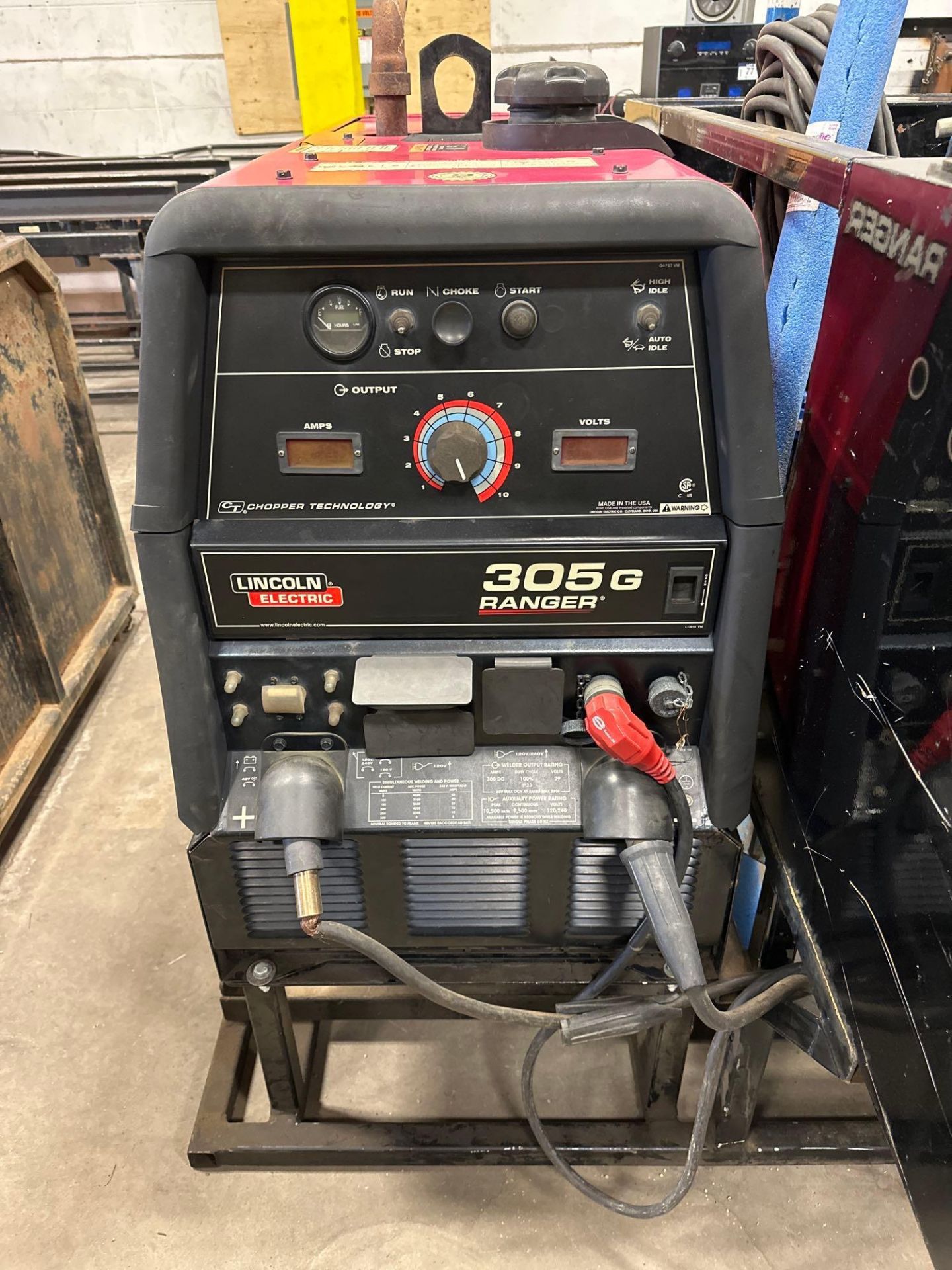 Lincoln Electric 305G Ranger Gas Welder w. Welding Skid incl. Tool Cabinets, Hose Reels, Hoses - Image 8 of 9