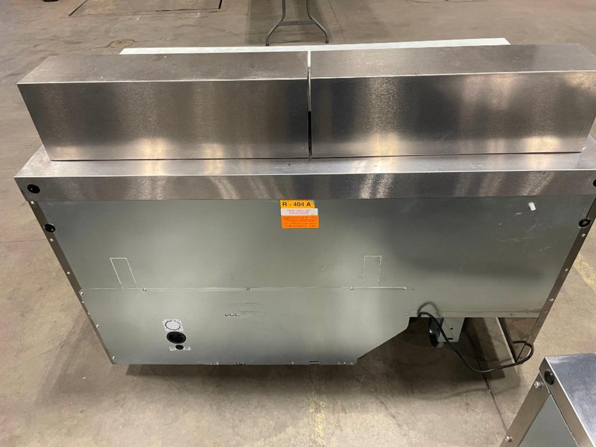 DELFIELD 4460N-24M-A5 60" REFRIGERATED PREP TABLE - Image 9 of 12