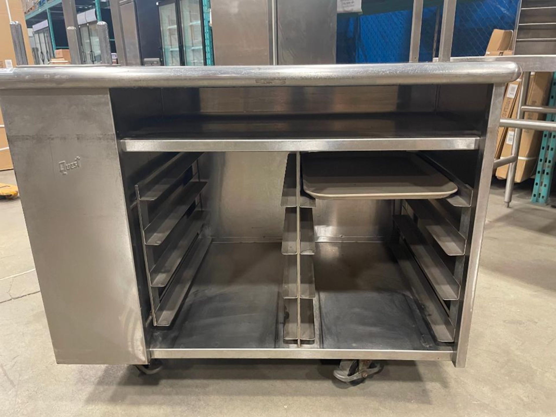 QUEST CUSTOM STAINLESS STEEL MOBILE CART WITH PLATE LOWERATOR - Image 5 of 12