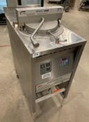 BROASTER 1600 PRESSURE FRYER