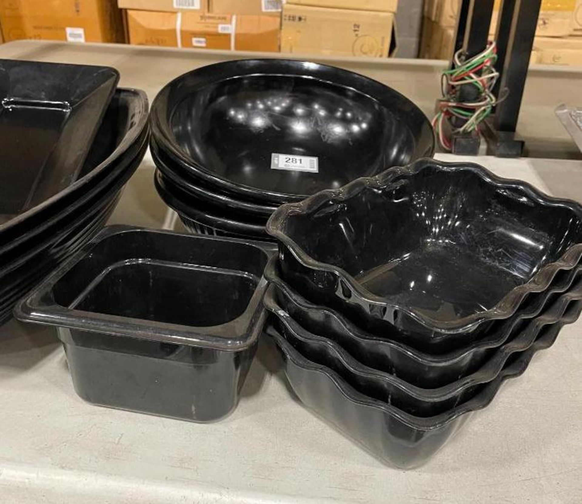 ASSORTED BLACK MELAMINE SERVING BOWLS - Image 3 of 4