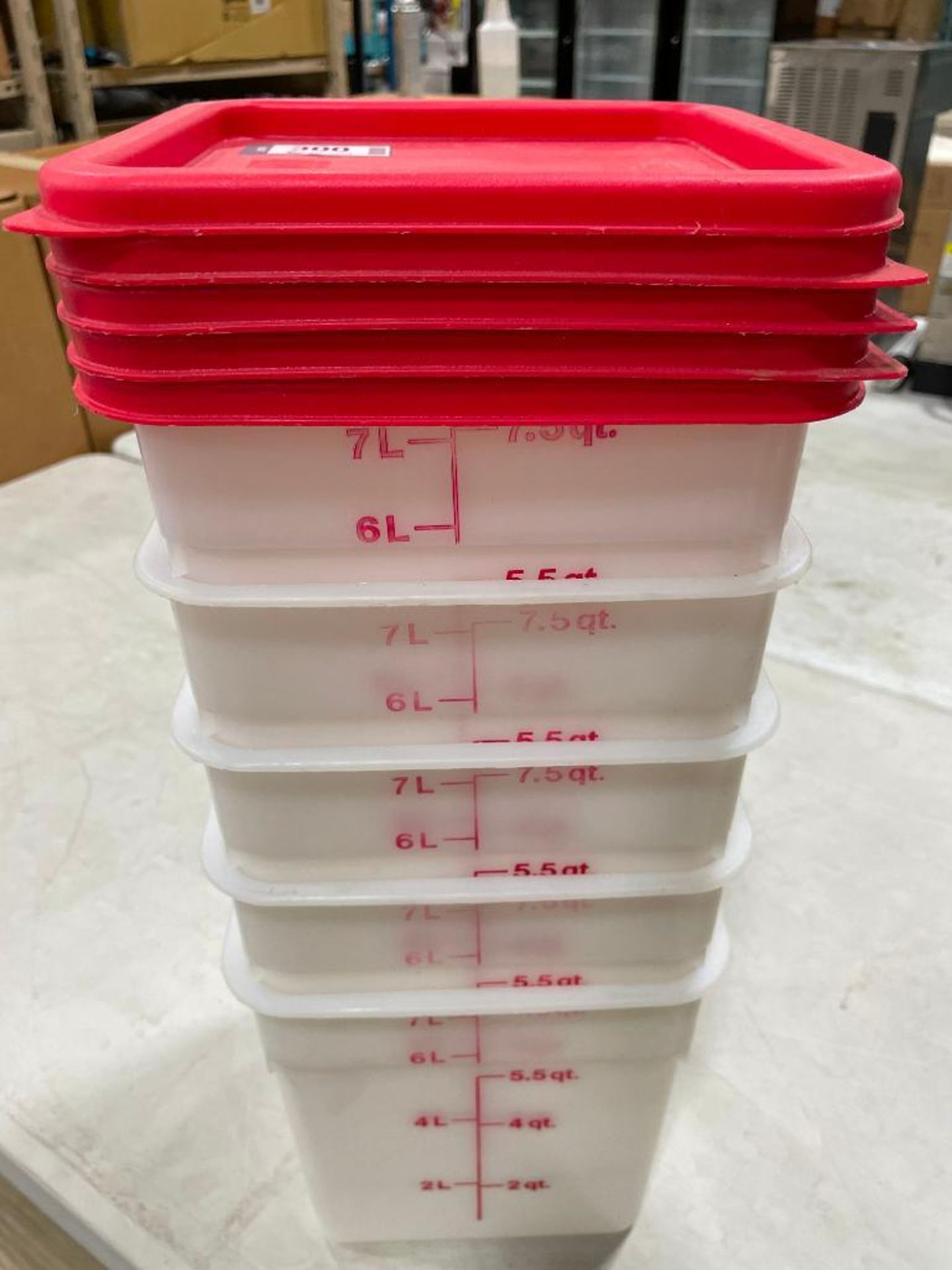 7.5 QT CAMBRO SQUARE WHITE FOOD STORAGE CONTAINER - LOT OF 5 - Image 2 of 6