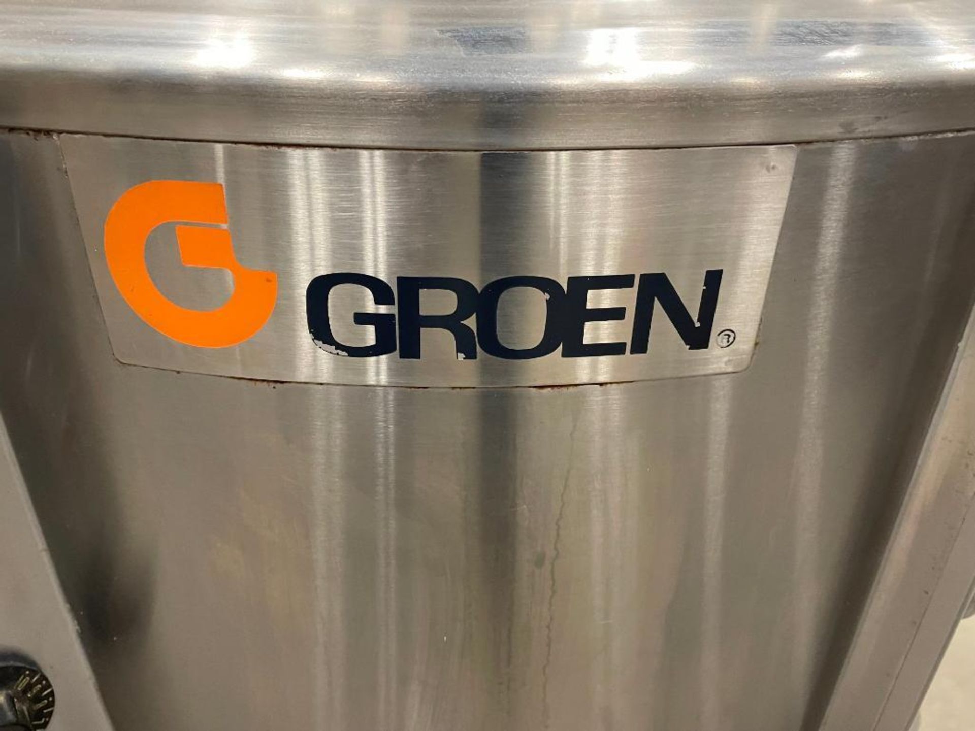 GROEN EE-40 ELECTRIC 40 GALLON STEAM JACKETED FLOOR KETTLE - Image 7 of 15