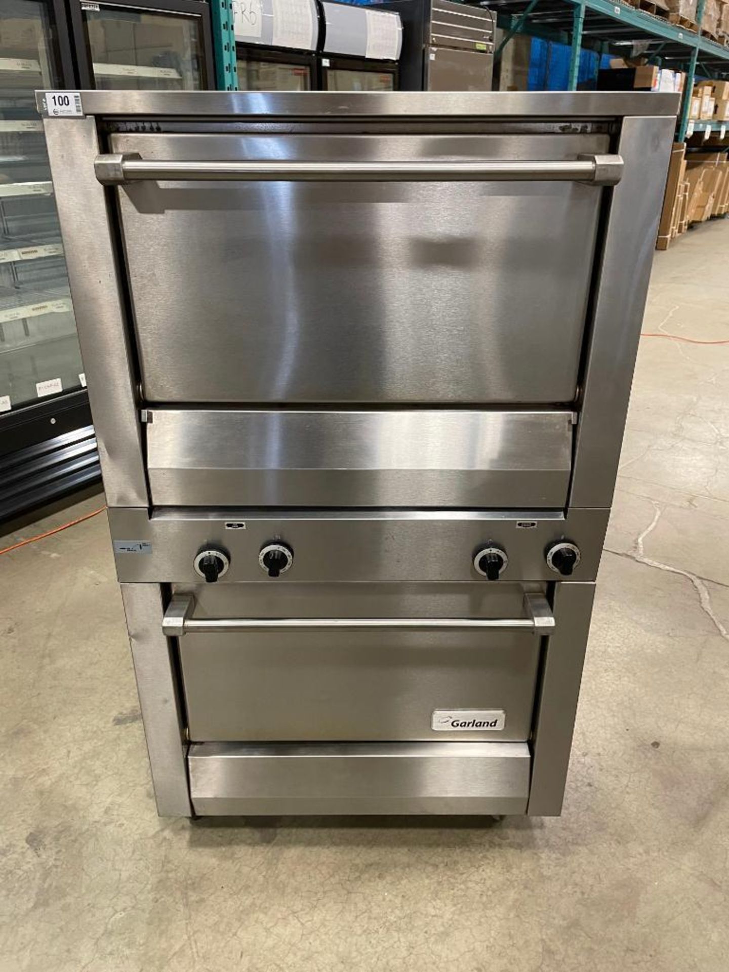 GARLAND M2R MASTER SERIES HEAVY DUTY NATURAL GAS DOUBLE OVEN - Image 3 of 14