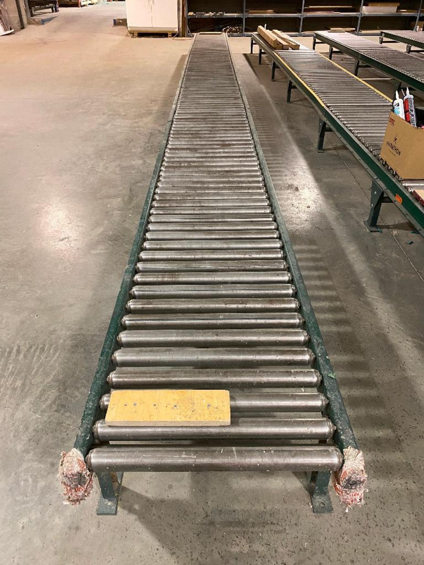 30' X 24" X 14" Roller Conveyor - Image 4 of 4