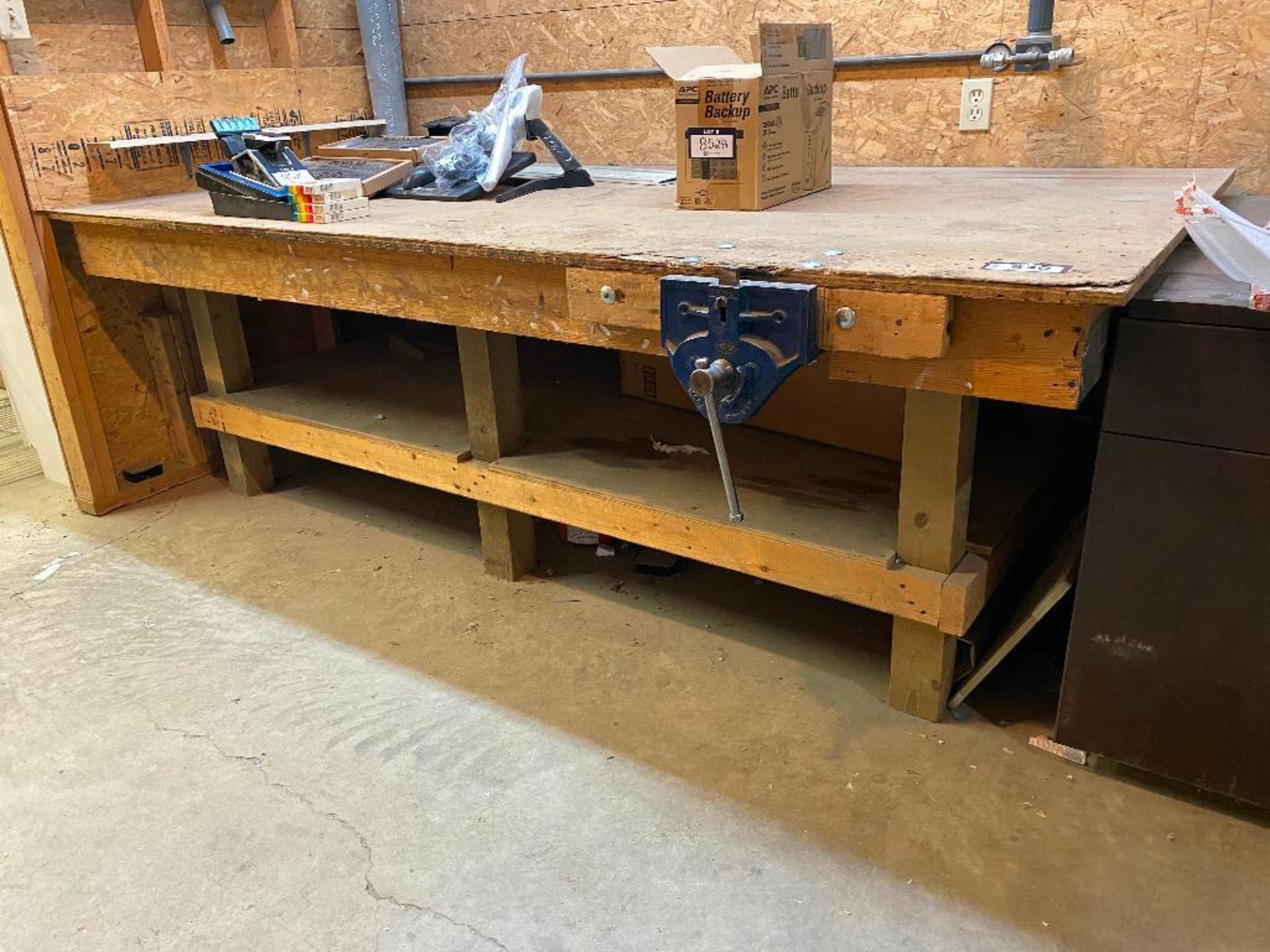 4' X 8' X 32" Work Table w/ 9" Record Woodworkers Vise