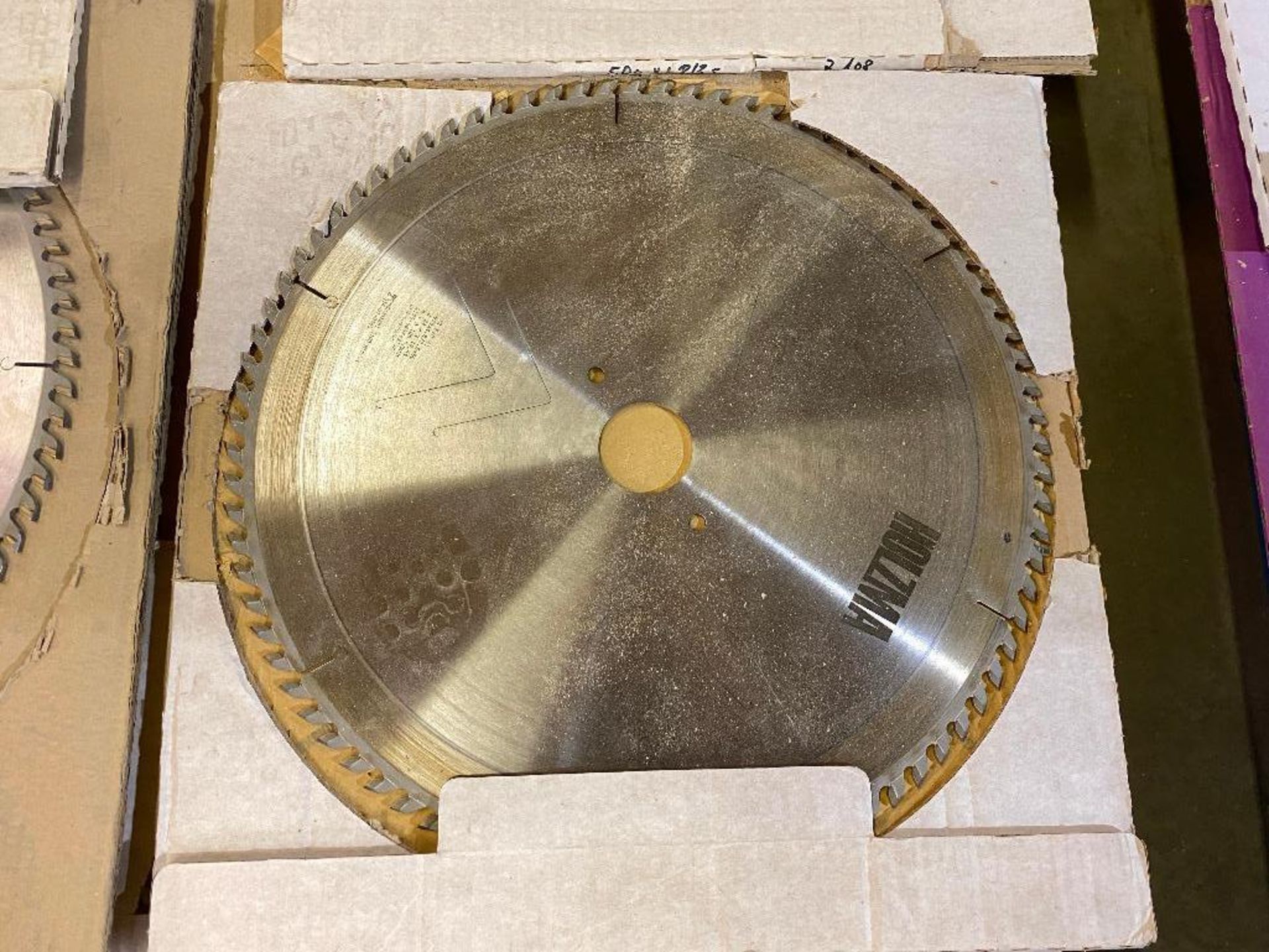 Lot of (3) Asst. 520mm Saw Blades - Image 4 of 5