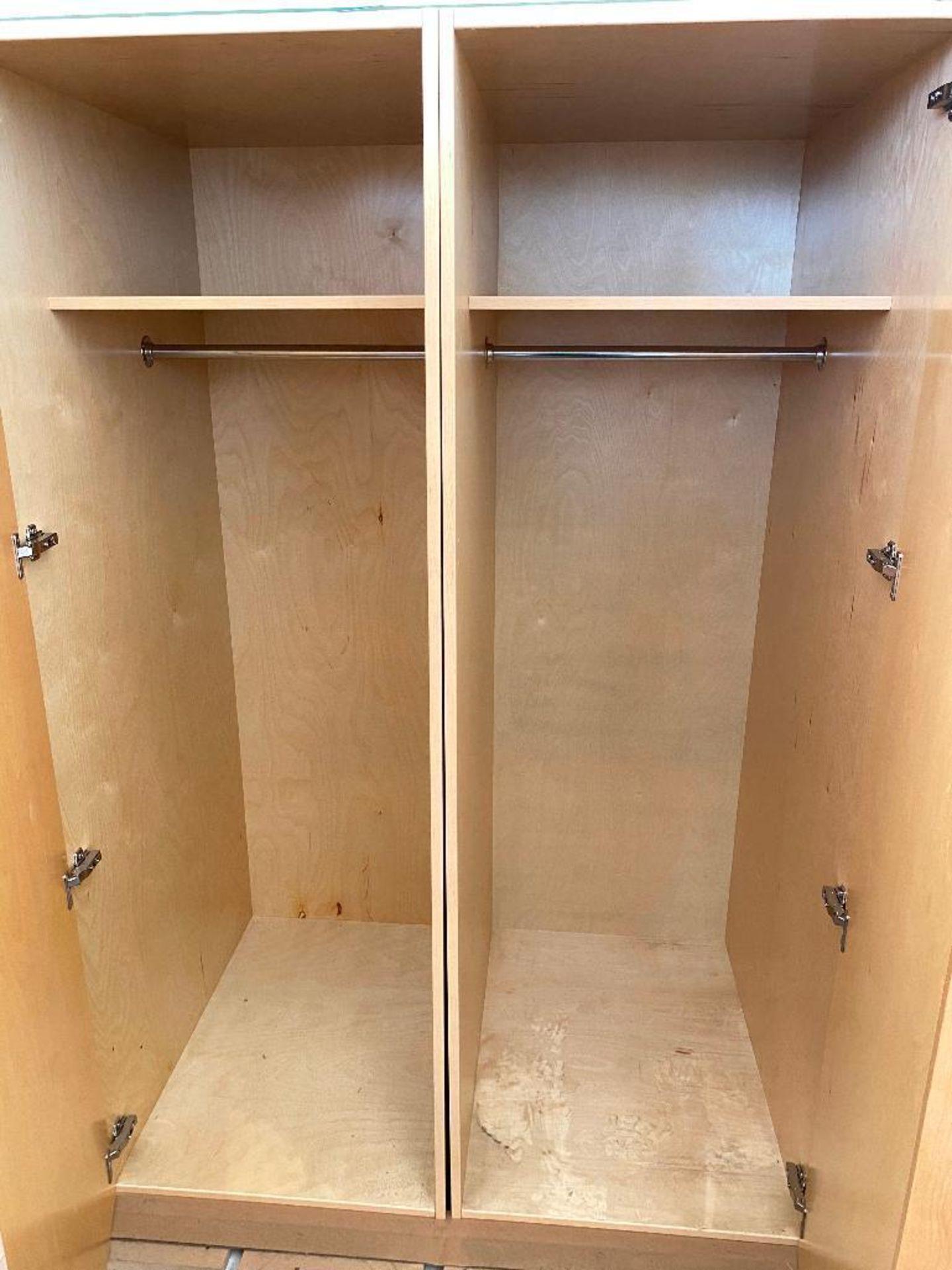 Lot of (2) 24" X 33-1/4" X 71" Lockers - Image 3 of 3