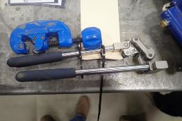 Lot of Swedgelok 1/4" Tubing Bender and Swedgelok 6-25mm Tubing Cutter.