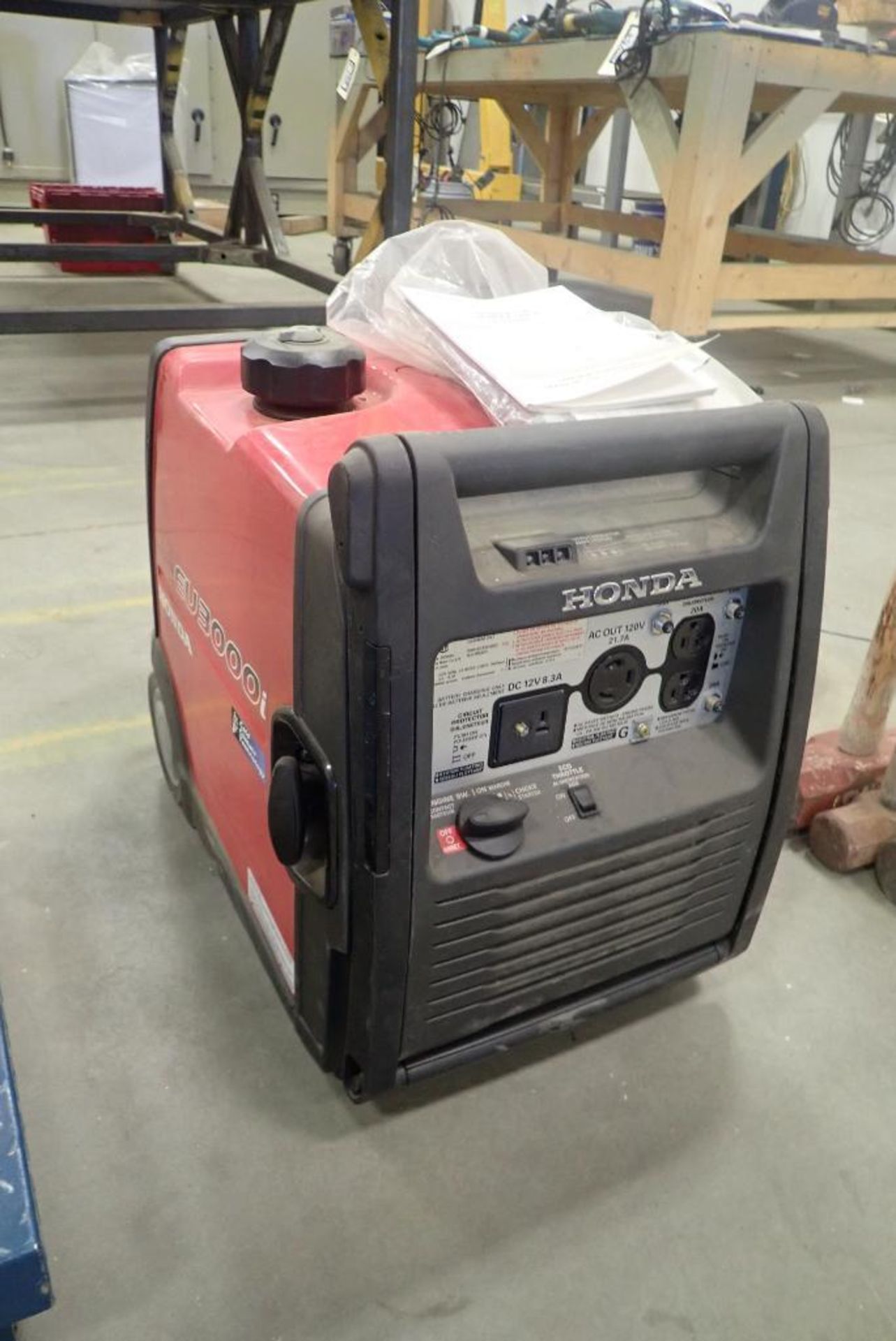 Honda EU3000i Gas Inverter/Generator.