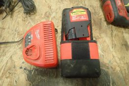 Milwaukee 2320-20 12v 2-Beam Plumb Laser w/Battery and Charger.