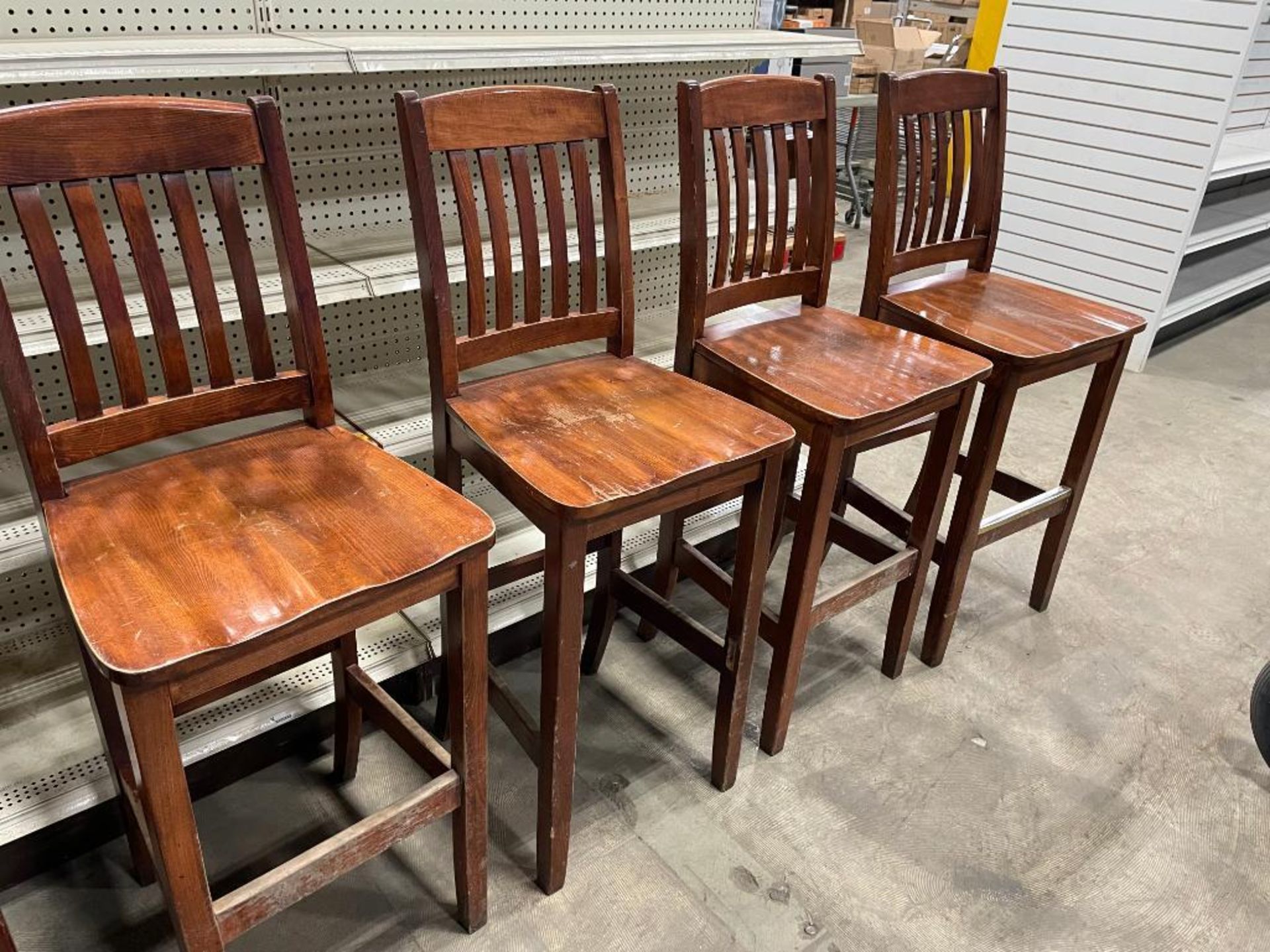 LOT OF (10) SLAT BACK WOOD BAR HEIGHT CHAIRS - Image 4 of 8