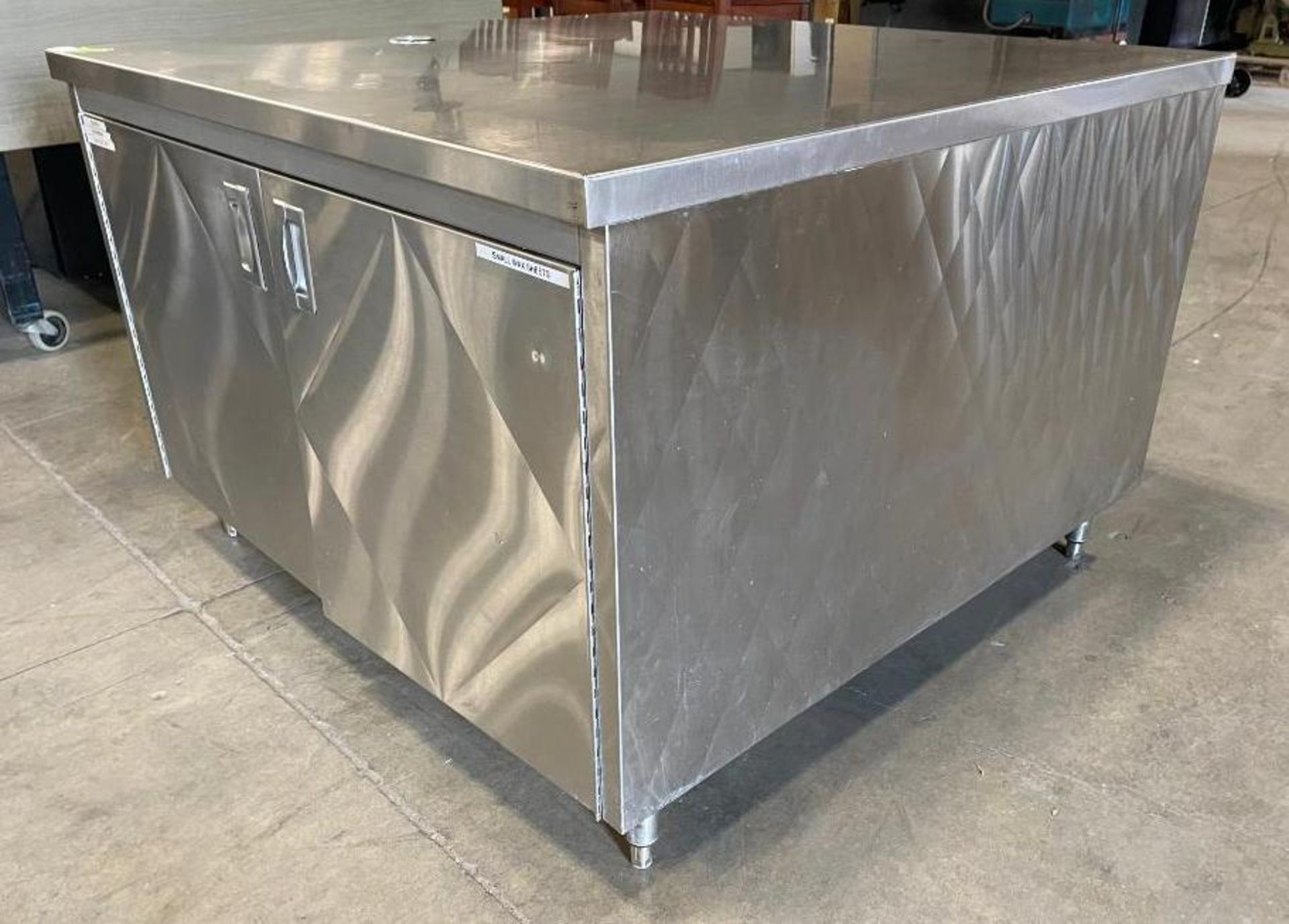 48" FOUR DOOR STAINLESS STEEL STORAGE CABINET/EQUIPMENT STAND - Image 2 of 24