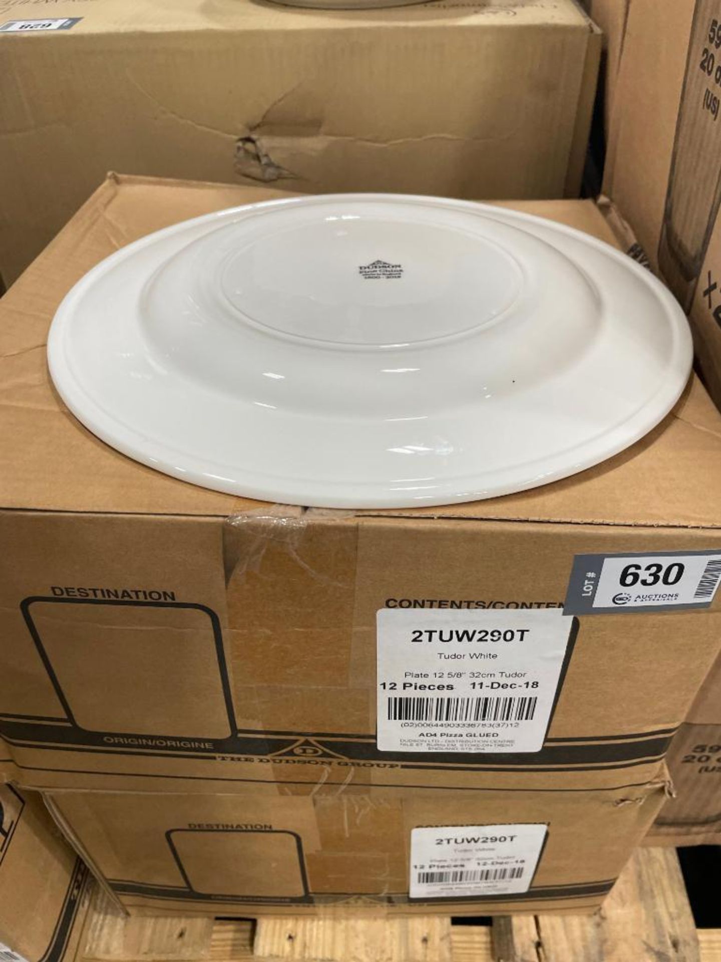 3 CASES OF DUDSON TUDOR WHITE WIDE RIM PLATES 12" - 12/CASE, MADE IN ENGLAND - Image 2 of 4