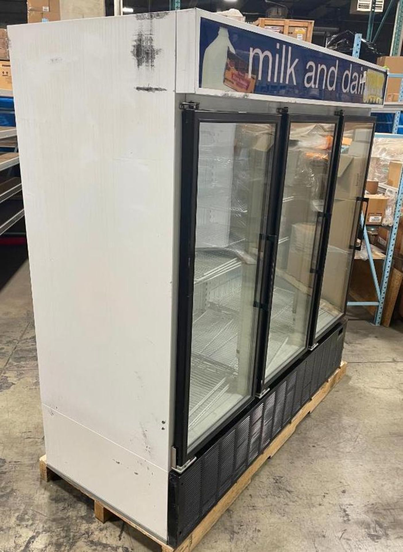 MASTER-BILT BMG-74A TRIPLE GLASS DOOR REACH-IN COOLER - Image 10 of 12