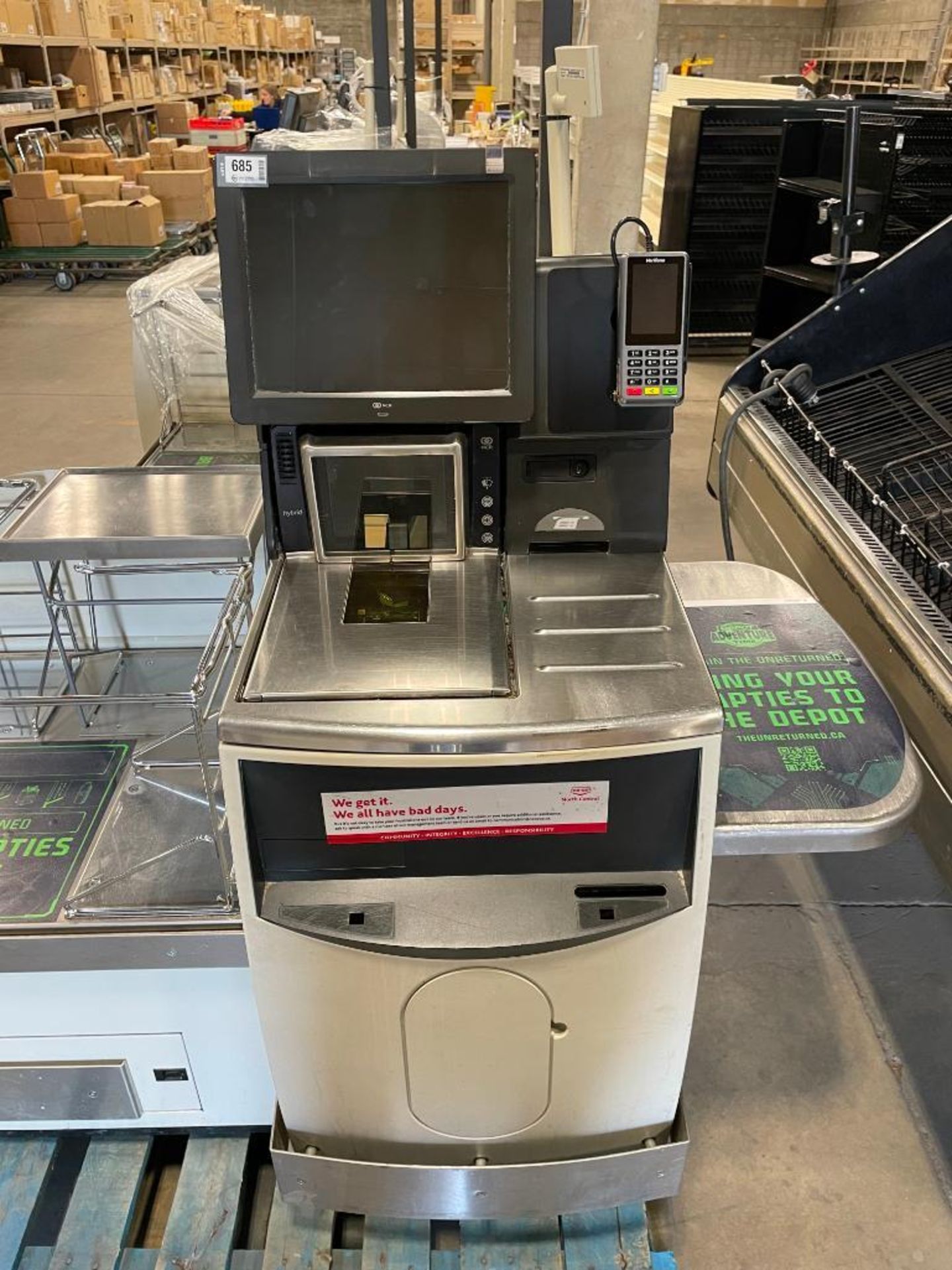 NCR 7350-2030-9090 SELFSERV CHECKOUT KIOSK - Image 14 of 15