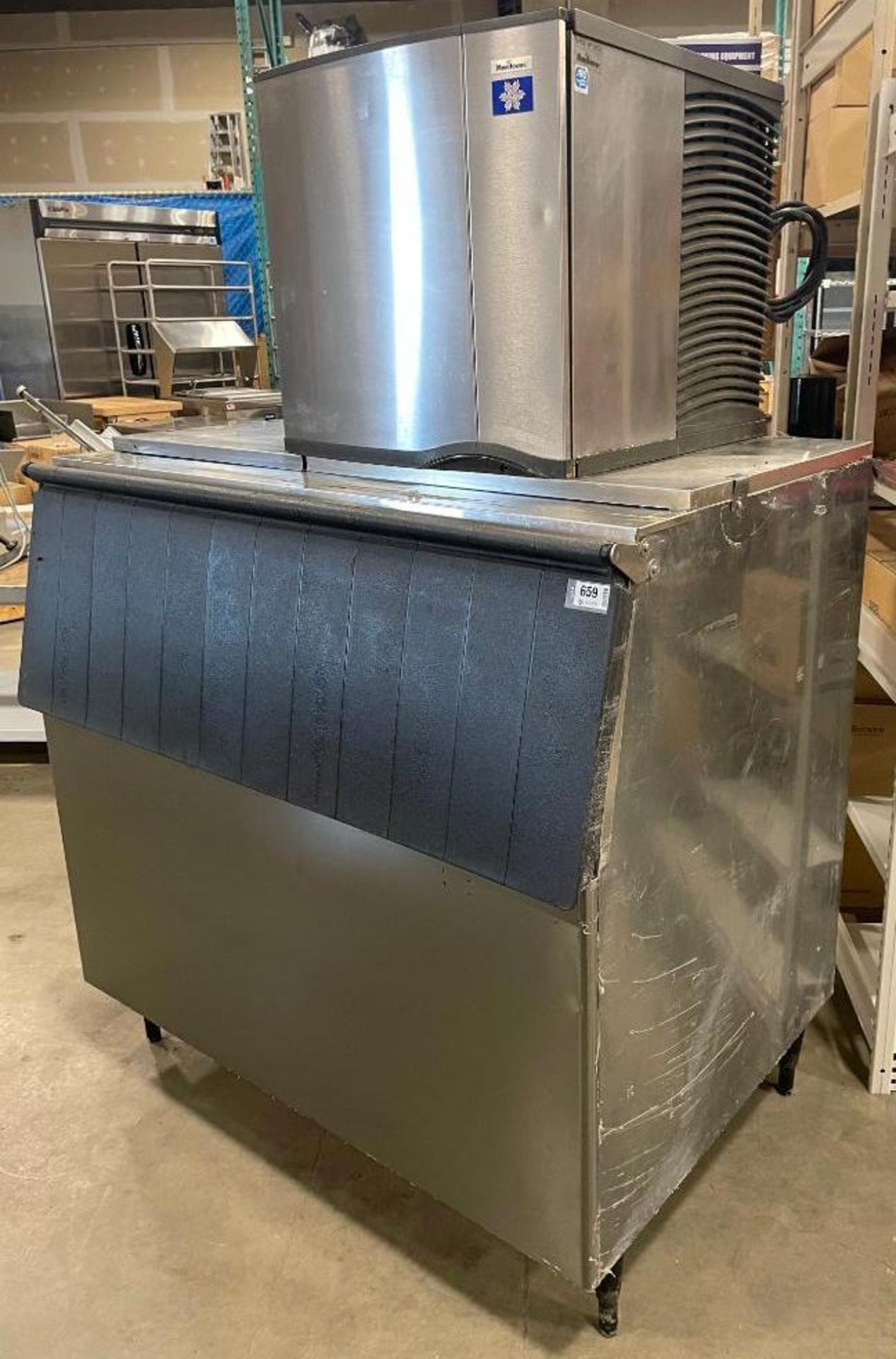 MANITOWOC SD0322A FULL SIZE CUBE ICE MACHINE WITH STORAGE BIN, 340 LBS/DAY - Image 2 of 11