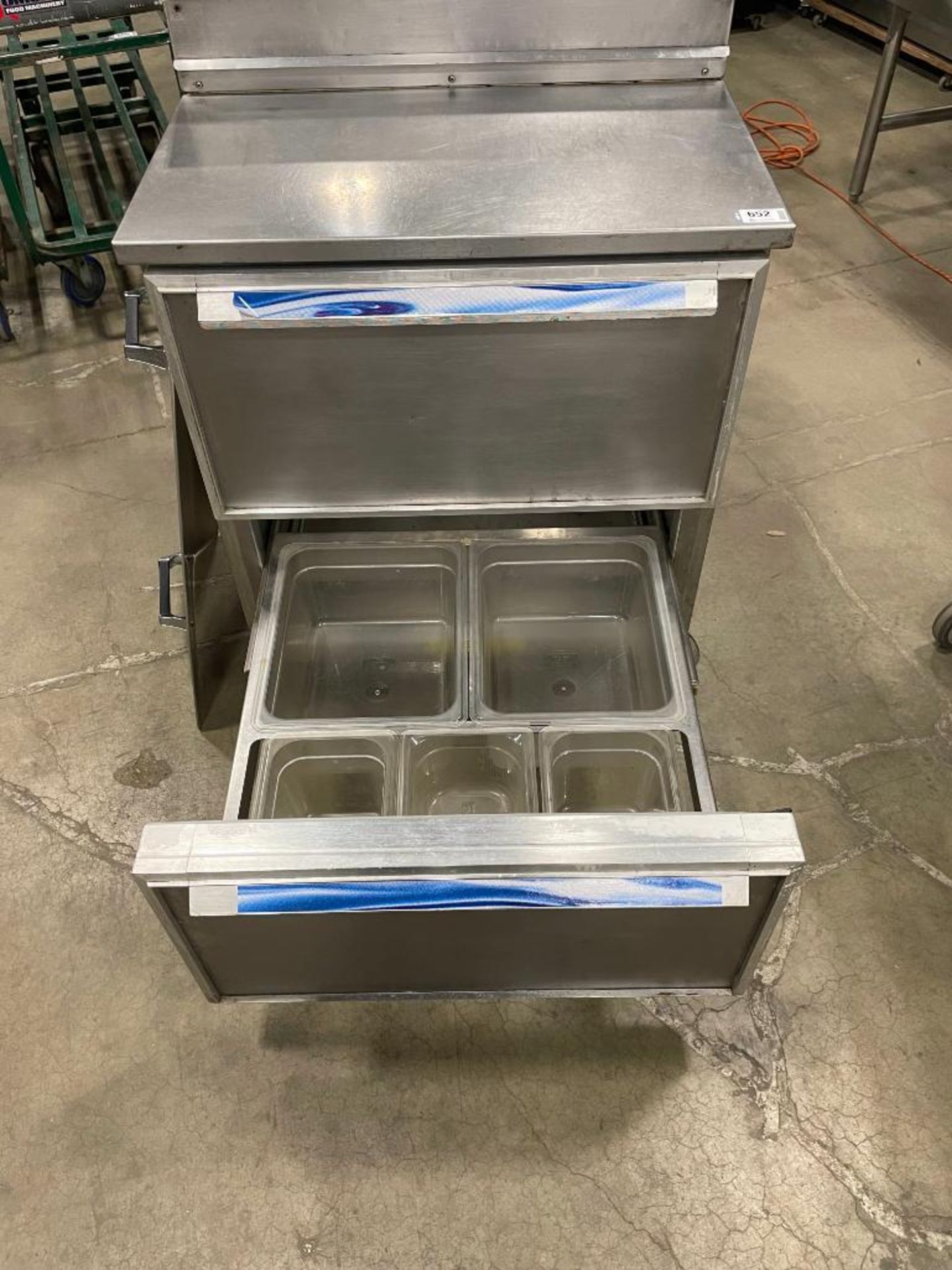 SILVERKING SKPZ27D 2-DRAWER REFRIGERATED PREP TABLE - Image 4 of 10