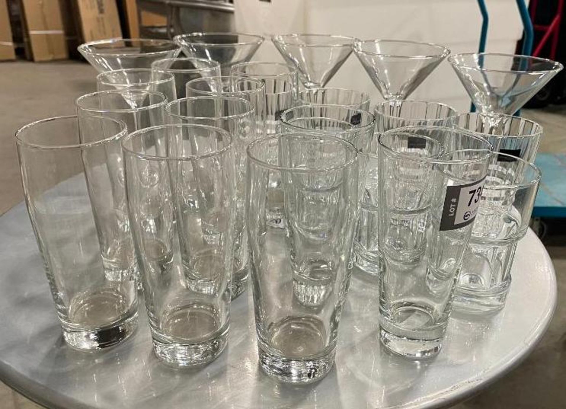 20 PIECES OF ASSORTED GLASSWARE - Image 8 of 8