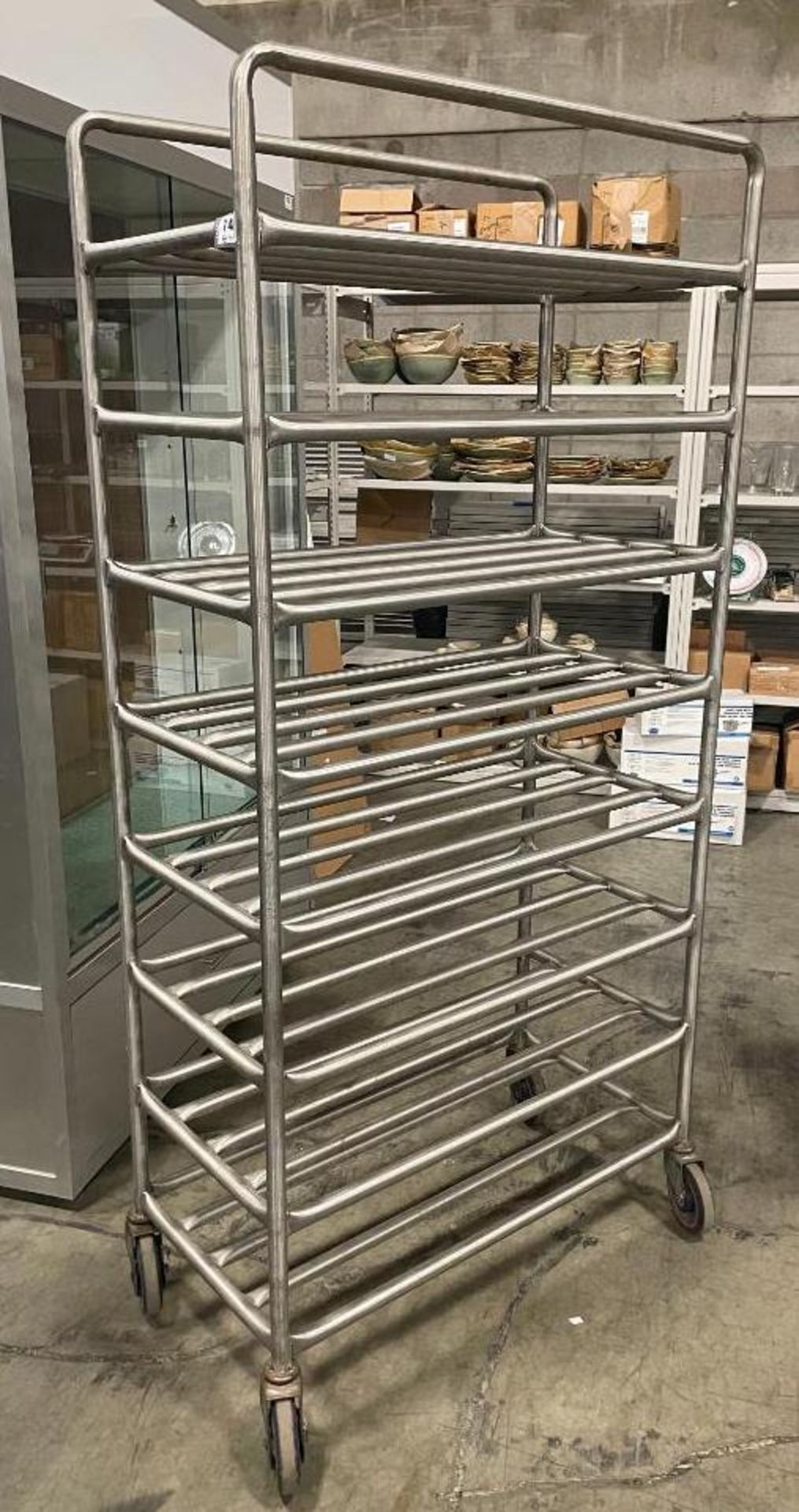 8 TIER STAINLESS STEEL MOBILE PLATTER CART WITH (24) PLASTIC PLATTERS - Image 3 of 10