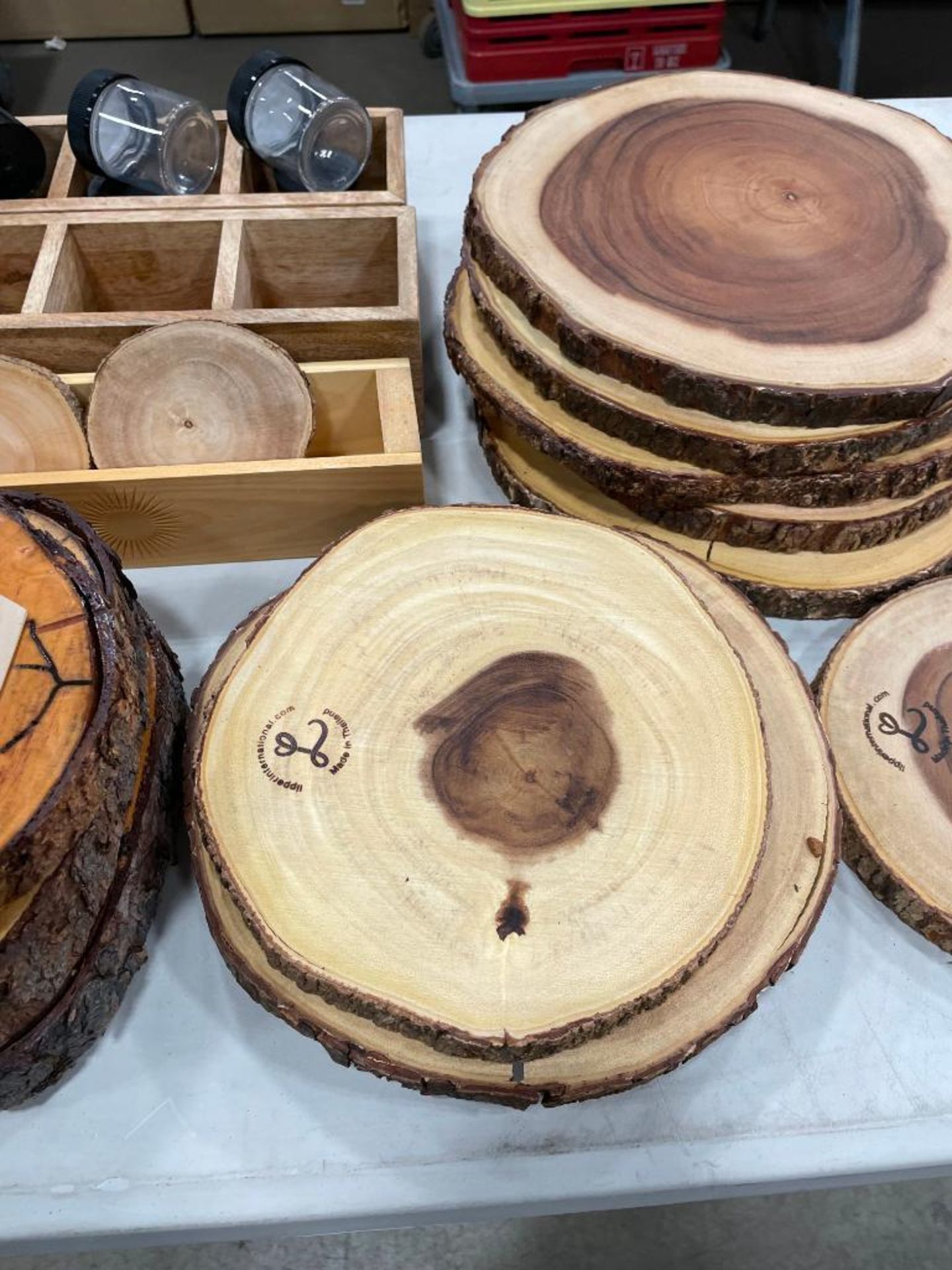 LOT OF ASSORTED TREE COOKIES & WOODEN BOXES - Image 4 of 5