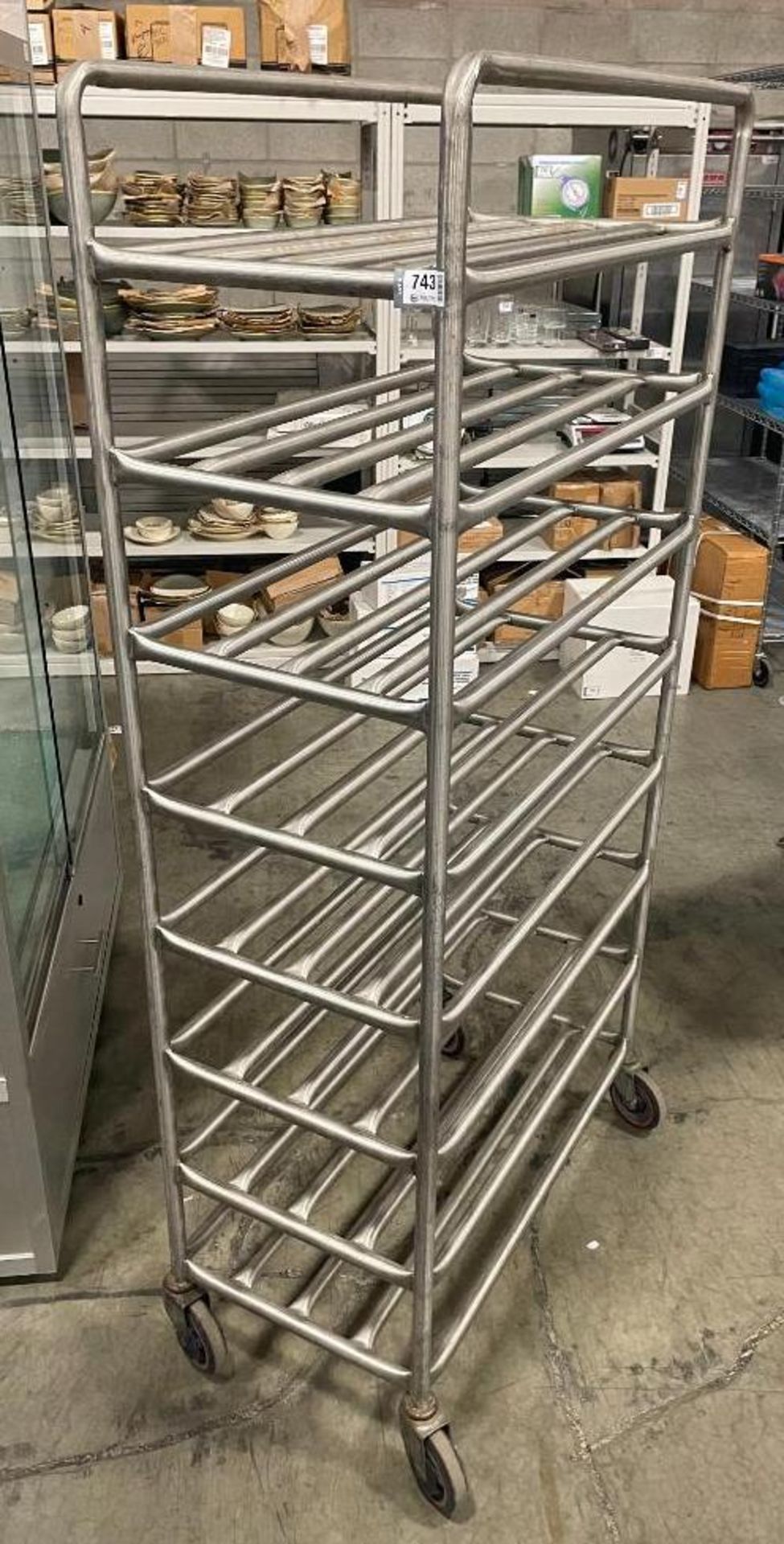 8 TIER STAINLESS STEEL MOBILE PLATTER CART WITH (24) PLASTIC PLATTERS - Image 5 of 10