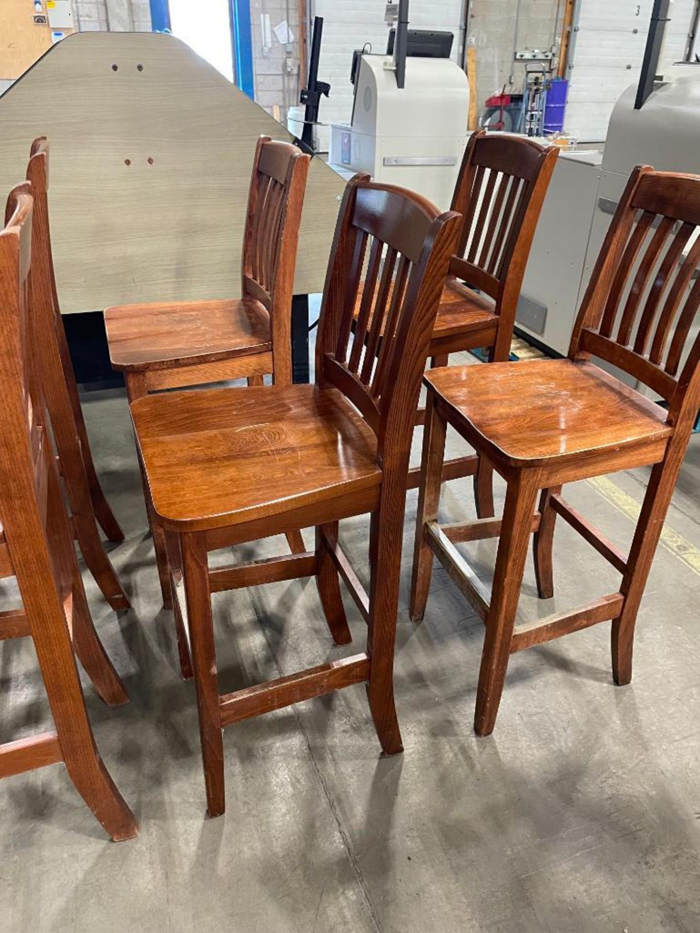 LOT OF (10) SLAT BACK WOOD BAR HEIGHT CHAIRS - Image 7 of 11