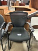 Mesh Back Padded Seat Waiting Room Chair with Arms