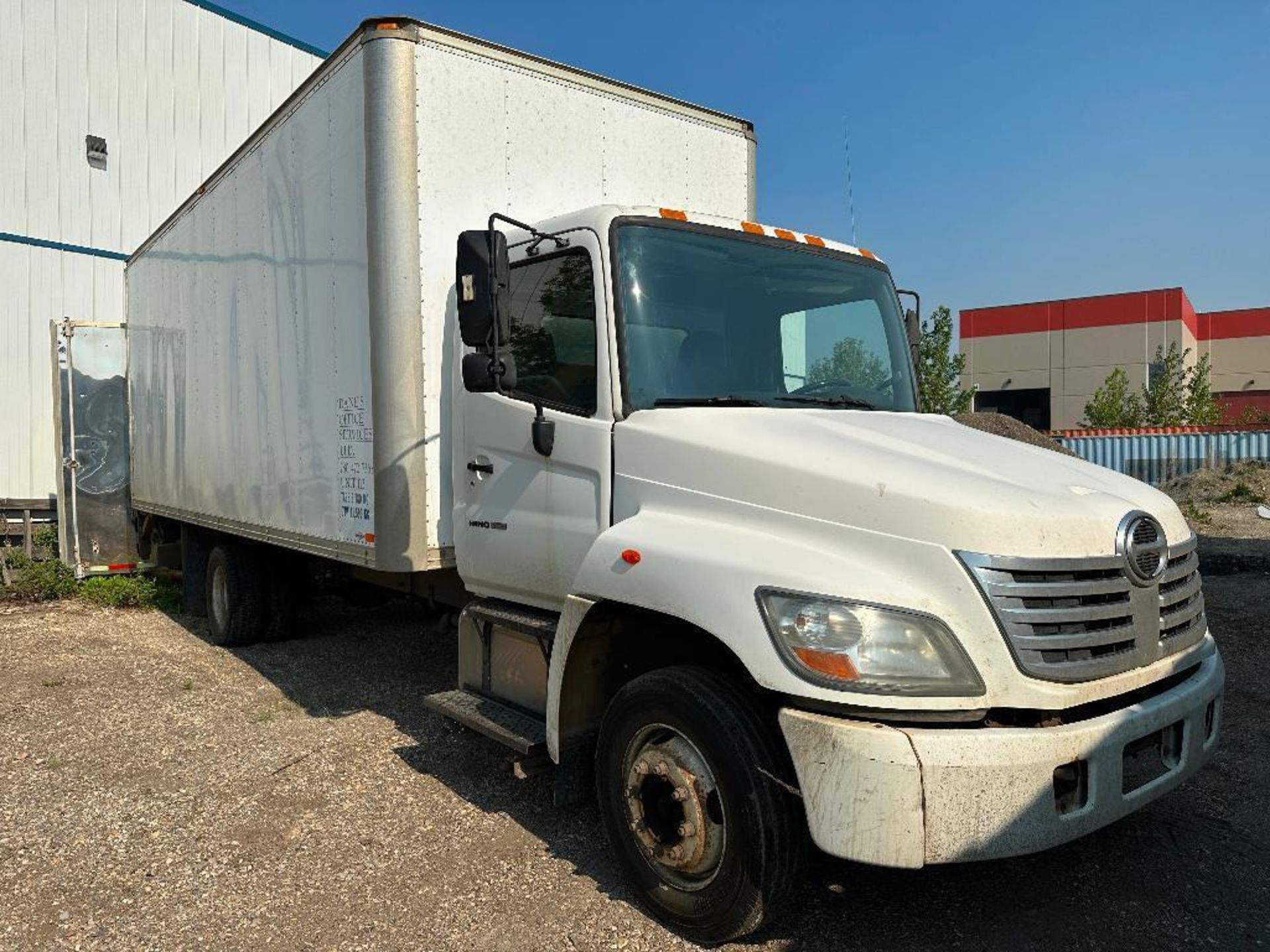 2007 Hino 258 S/A Cube Van, 22’ Box, 219,480km Showing, VIN#: 2AYND8JP573S10609 - Image 2 of 13