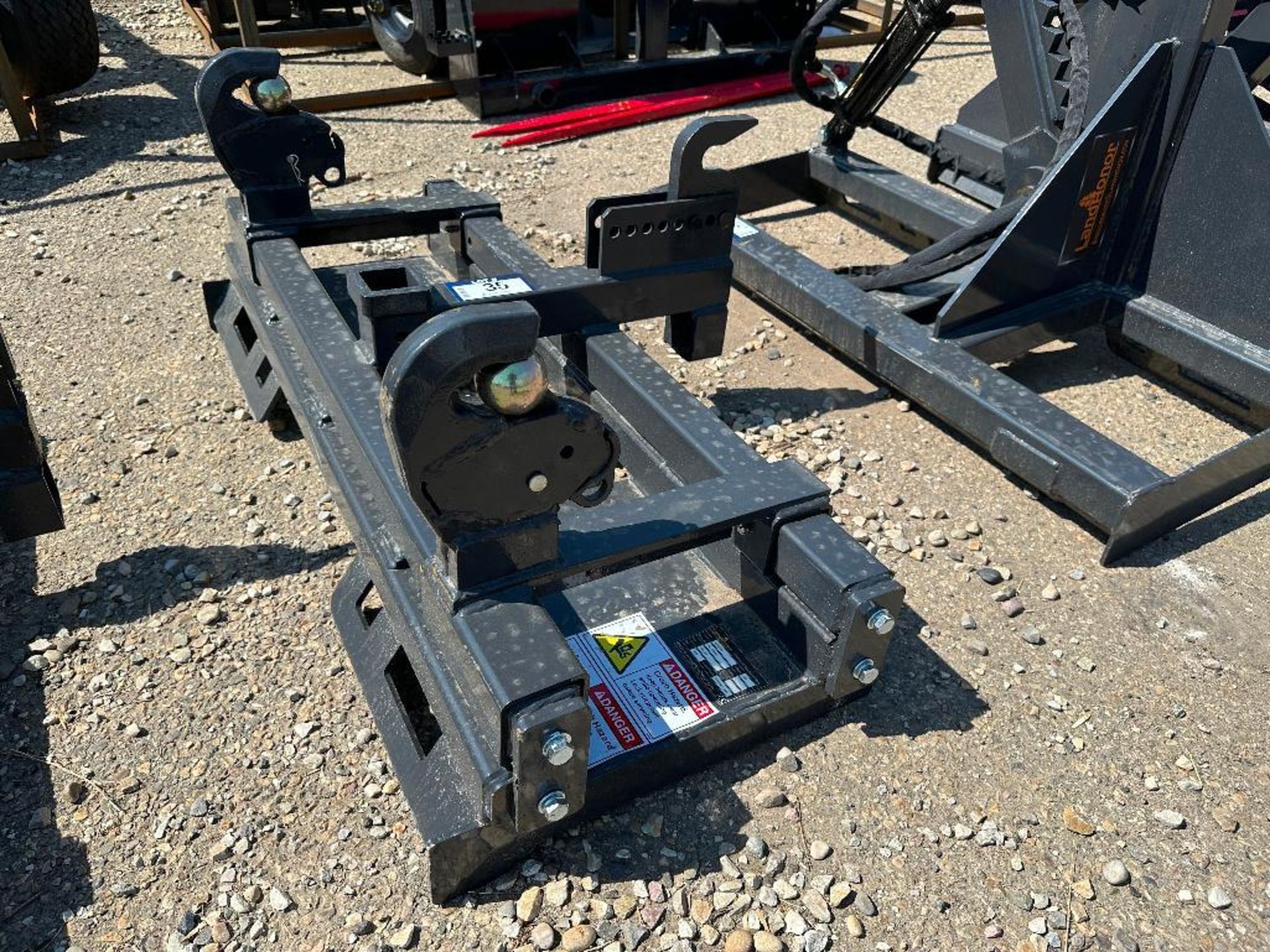 New 2023 Landhonor QH-16-2C Quick Hitch Skid Steer Attachment - Image 2 of 4