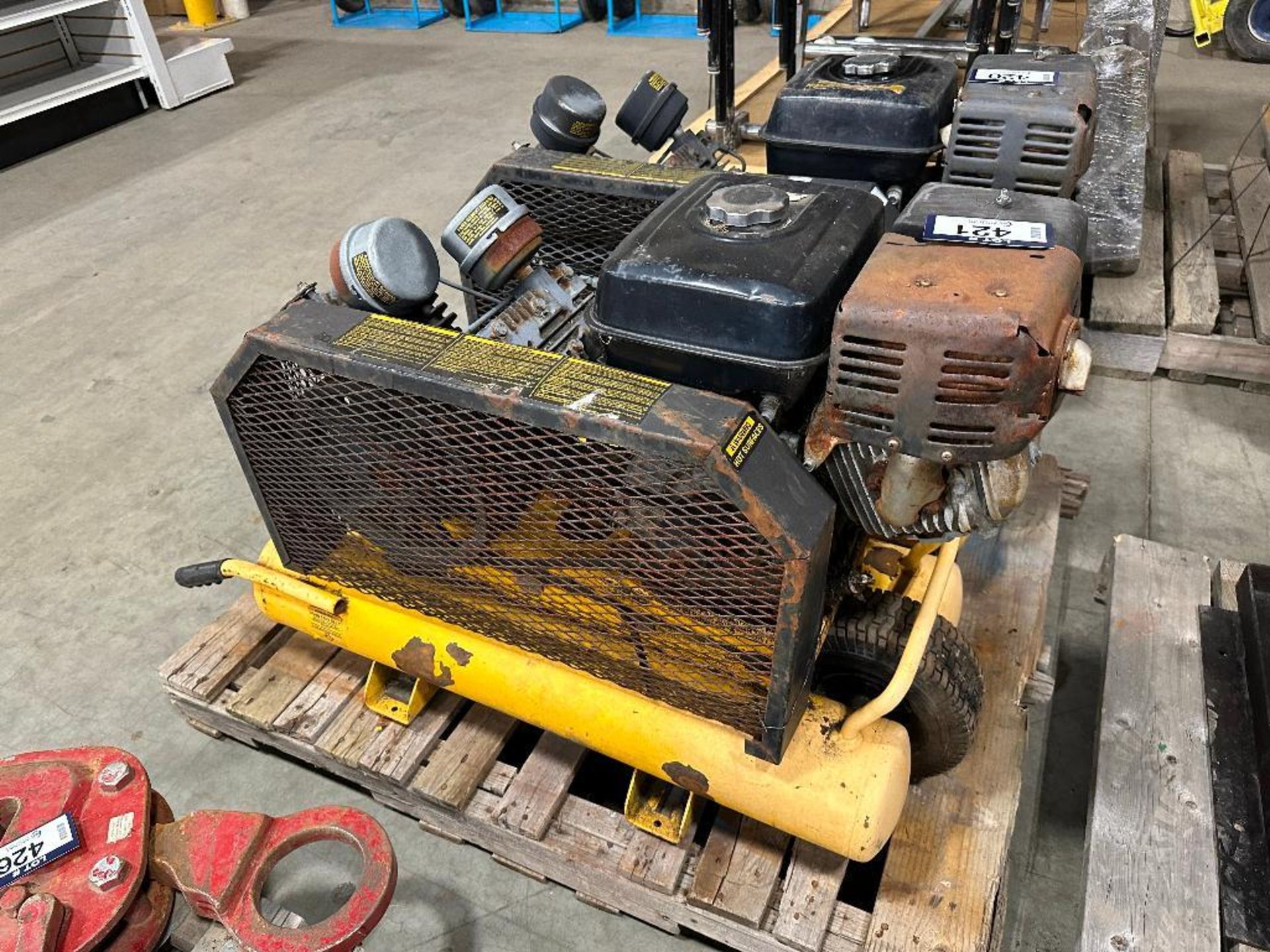 DeWalt D55271 Gasoline 8Gal. Compressor, 9HP - Image 2 of 5