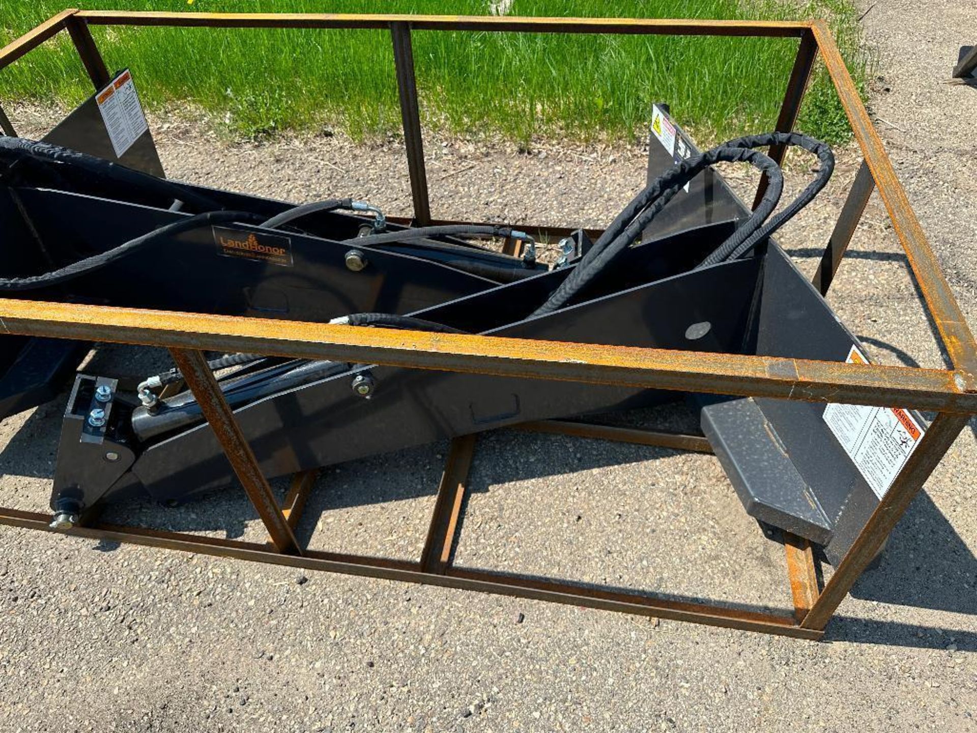 New 2023 Landhonor DGB-14-84D Backhoe Skid Steer Attachment - Image 2 of 8