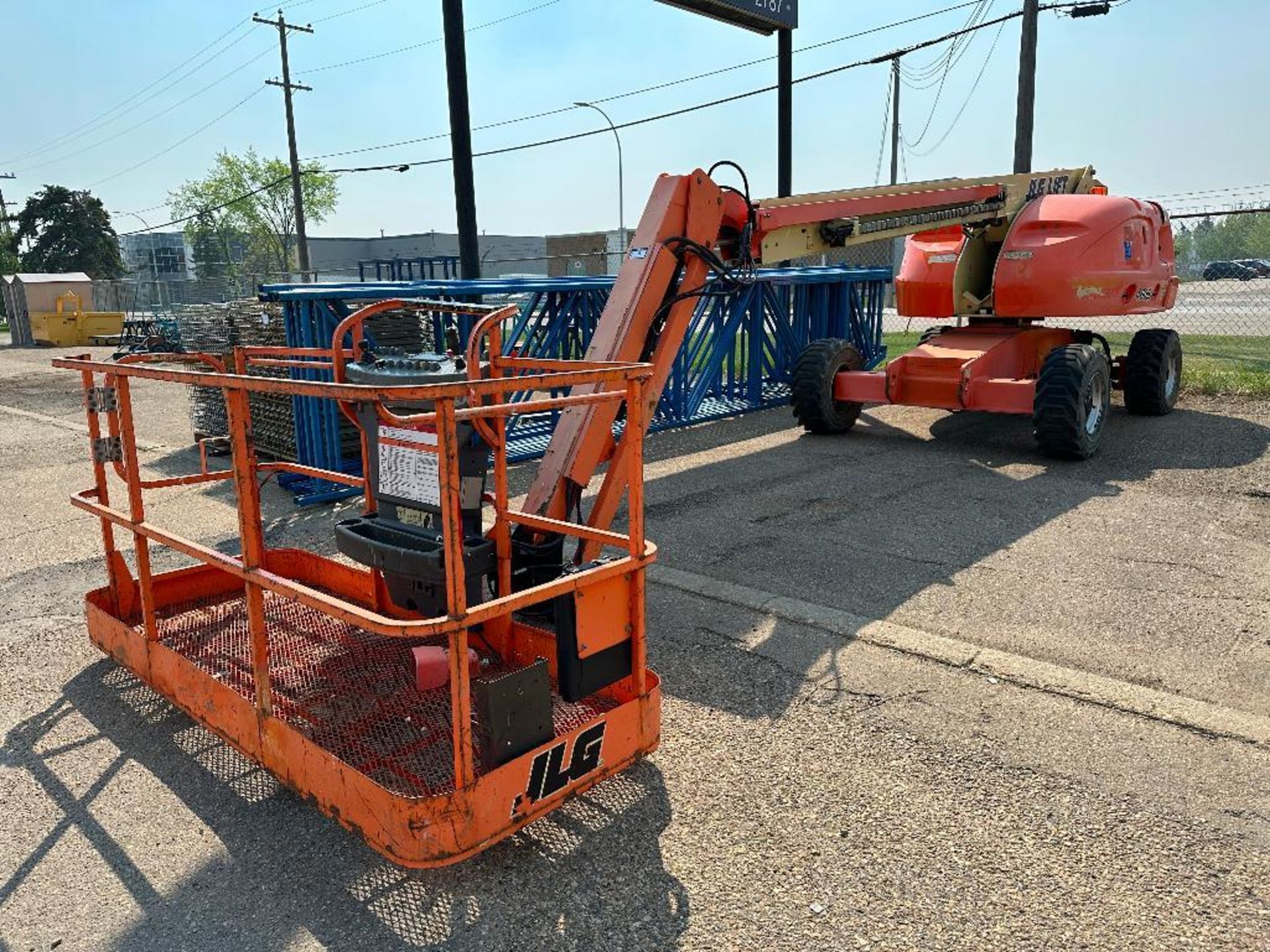 2011 JLG 460SJ Telescopic Boom Lift, 3,975hrs Showing, 48' Max Height, 40.5' Max Reach - Image 4 of 13