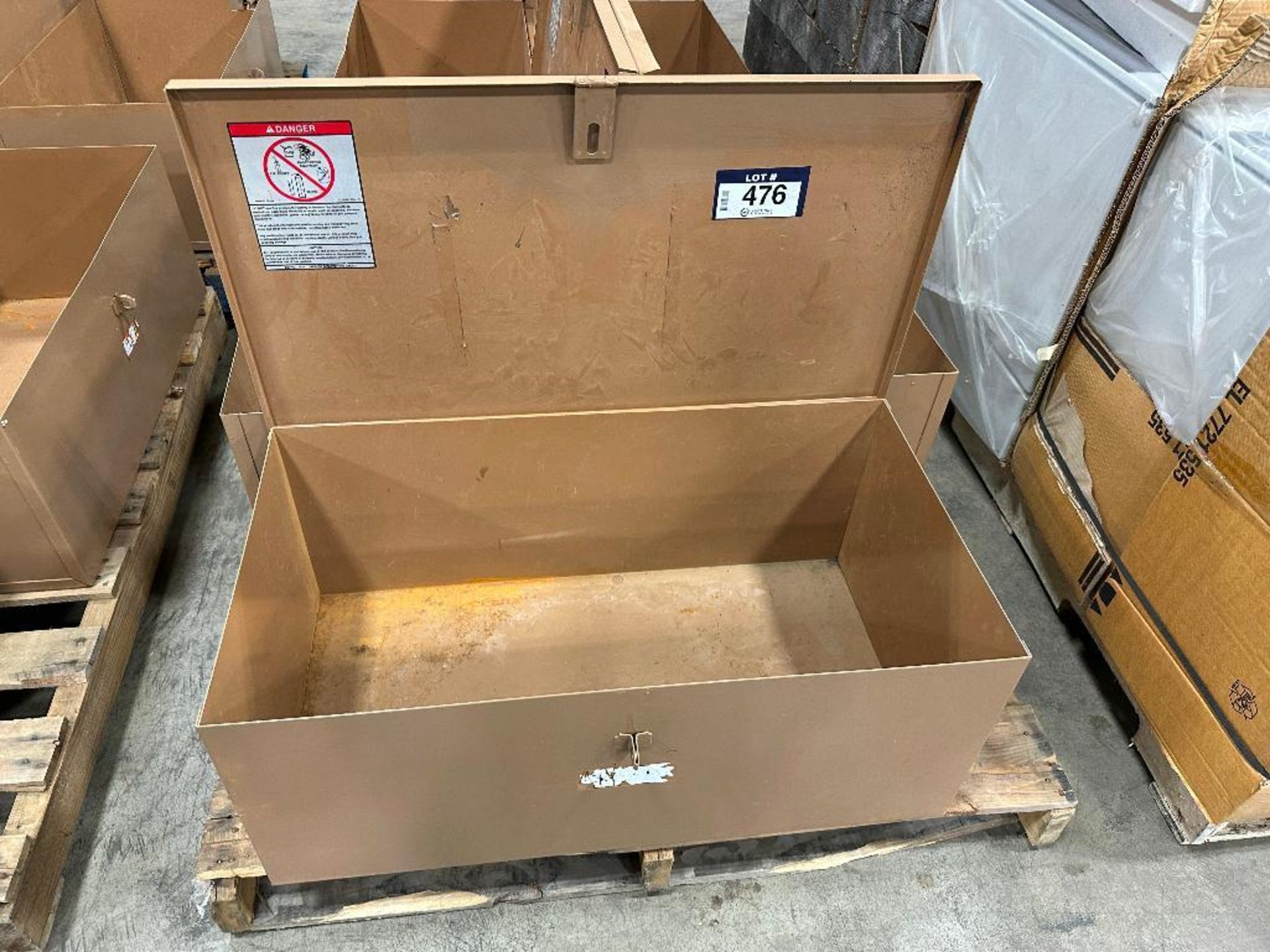 Knaack Storage Box 30" X 16"