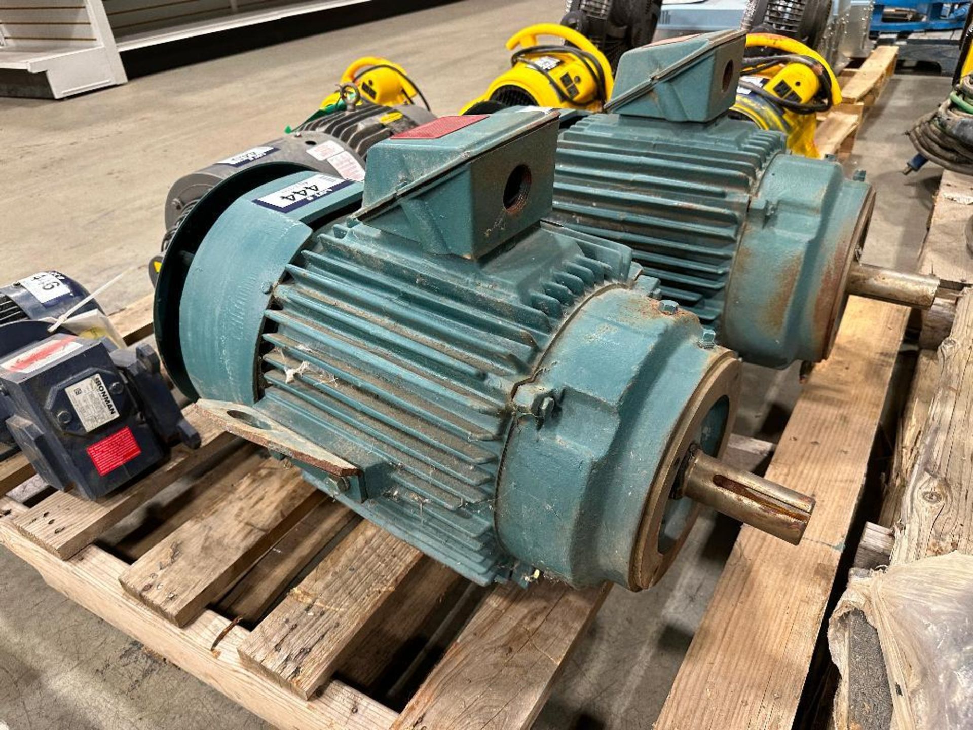 Reliance Electric 15HP Electric Motor, 575V, 3PH, 60Hz