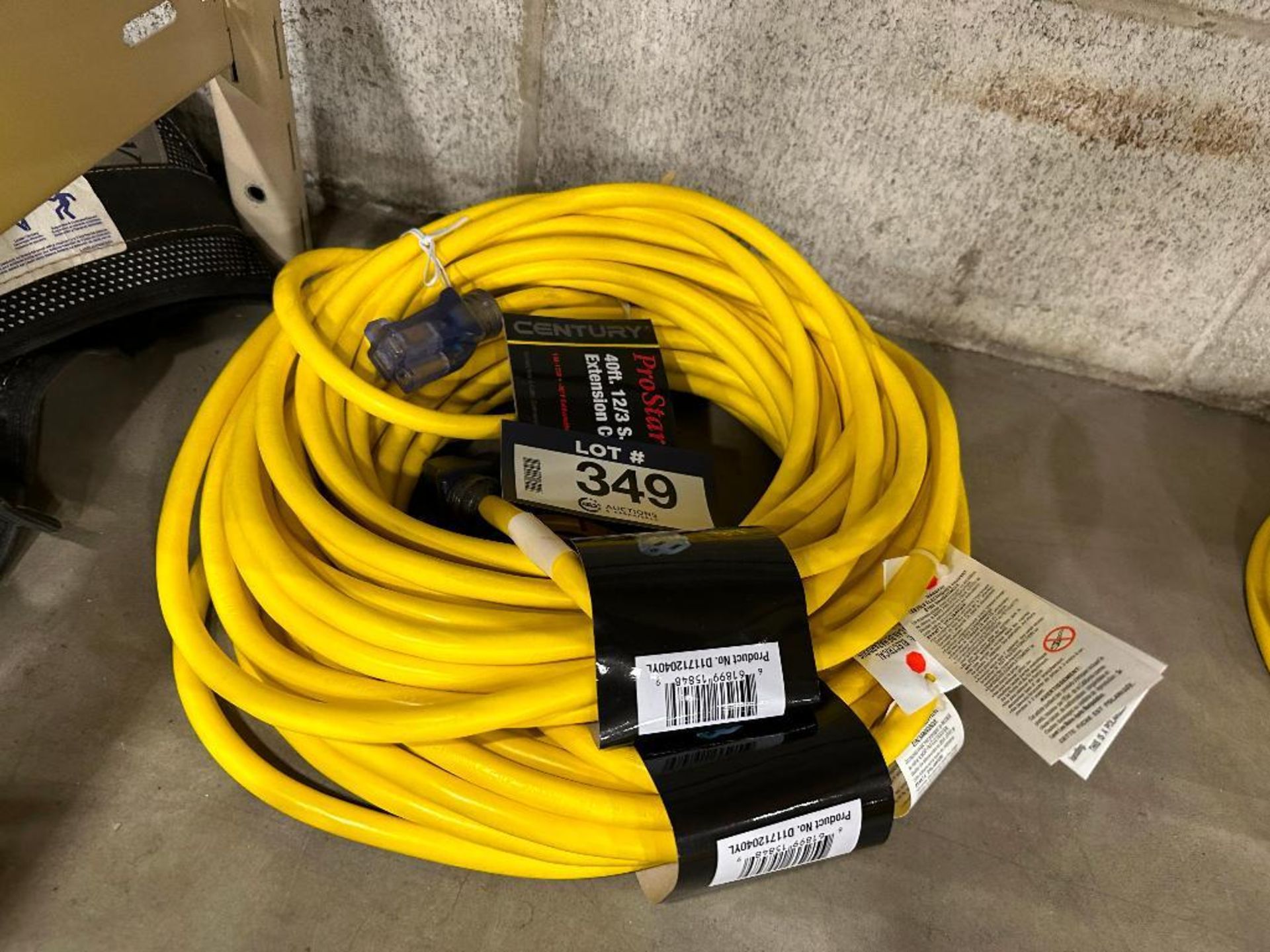 Lot of (2) Century ProStar 40' Extension Cords