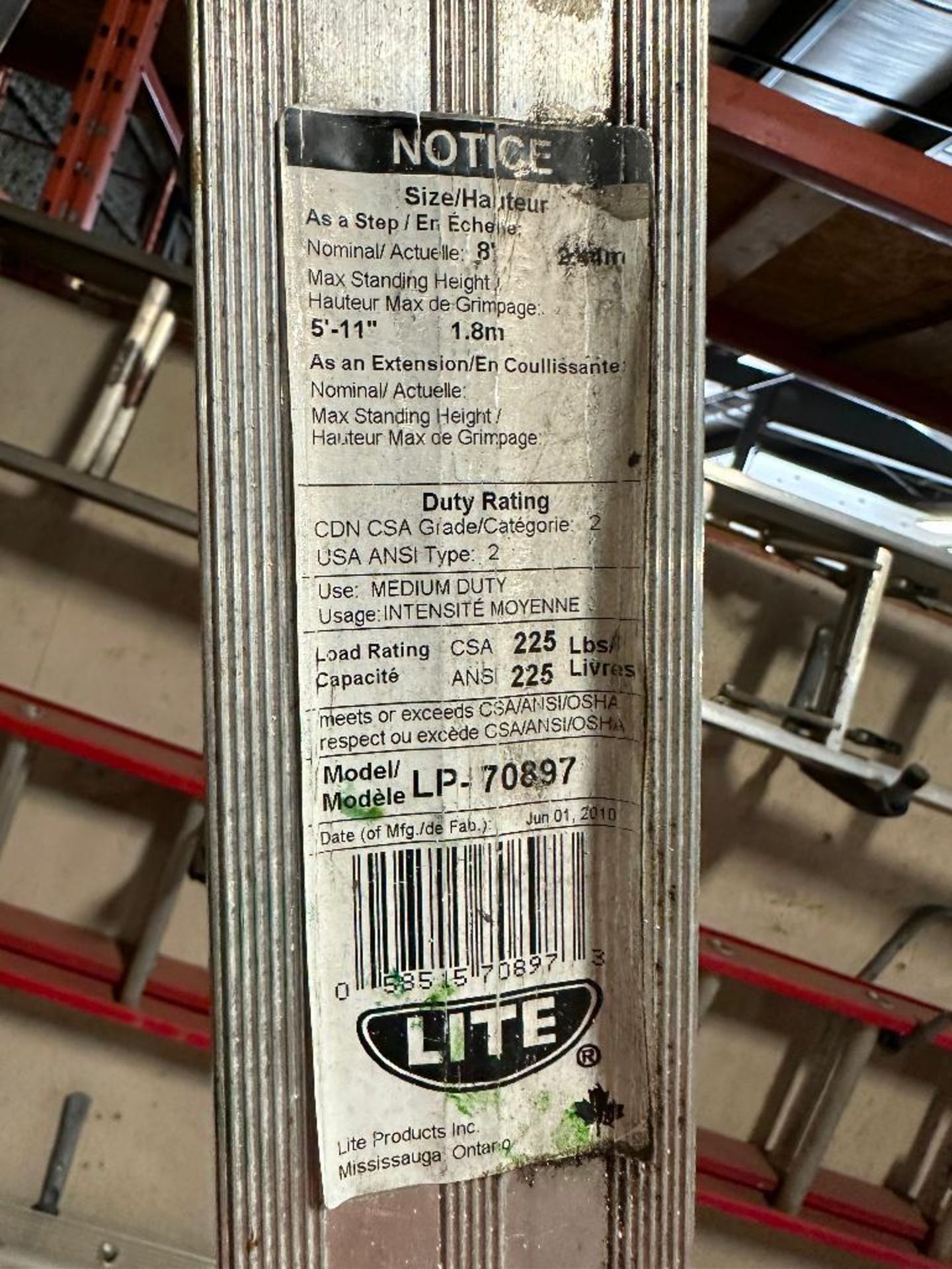 Lite 8' Aluminum Step Ladder - Image 3 of 3